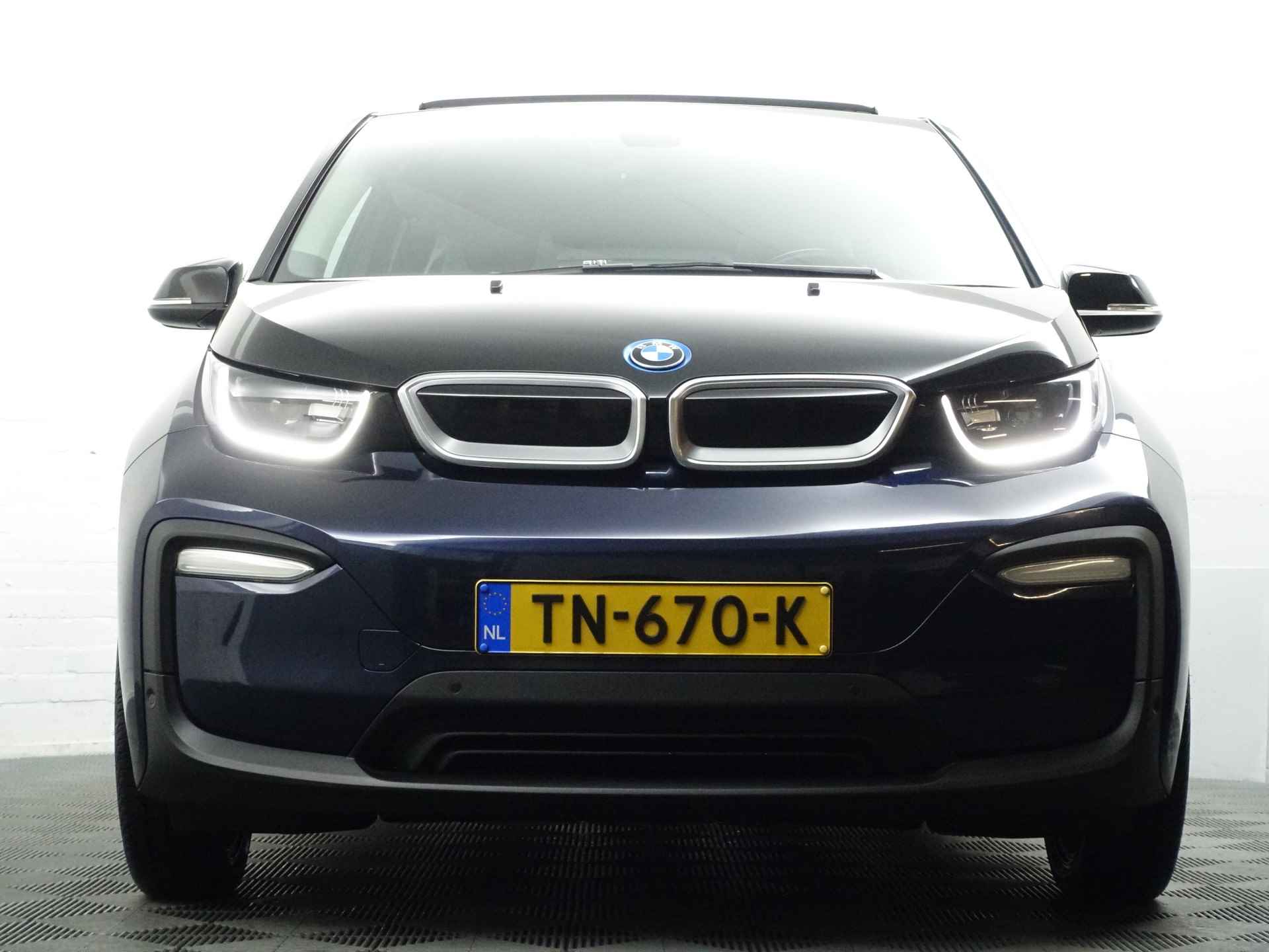 BMW i3 Basis iPerformance 94Ah 33 kWh M Sport- Panoramadak, Harman Kardon, Camera, Navi, Xenon Led, Stoelverwarming - 29/38