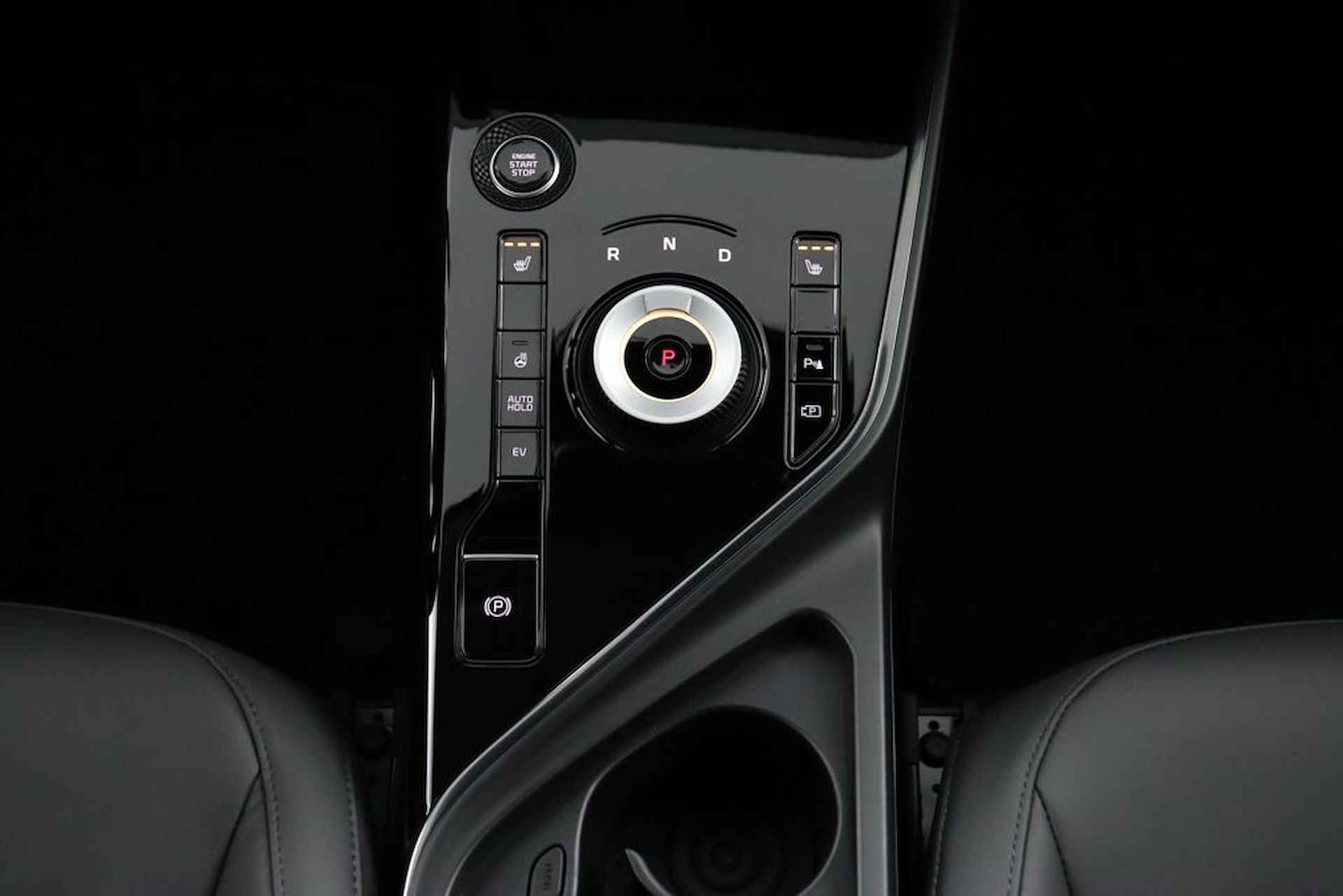 Kia Niro 1.6 GDi PHEV Edition LED - Stoel-/stuurverwarming - Navigatie - Cruise Control Adaptief - Camera - Fabrieksgarantie tot 10-2029 - 26/40
