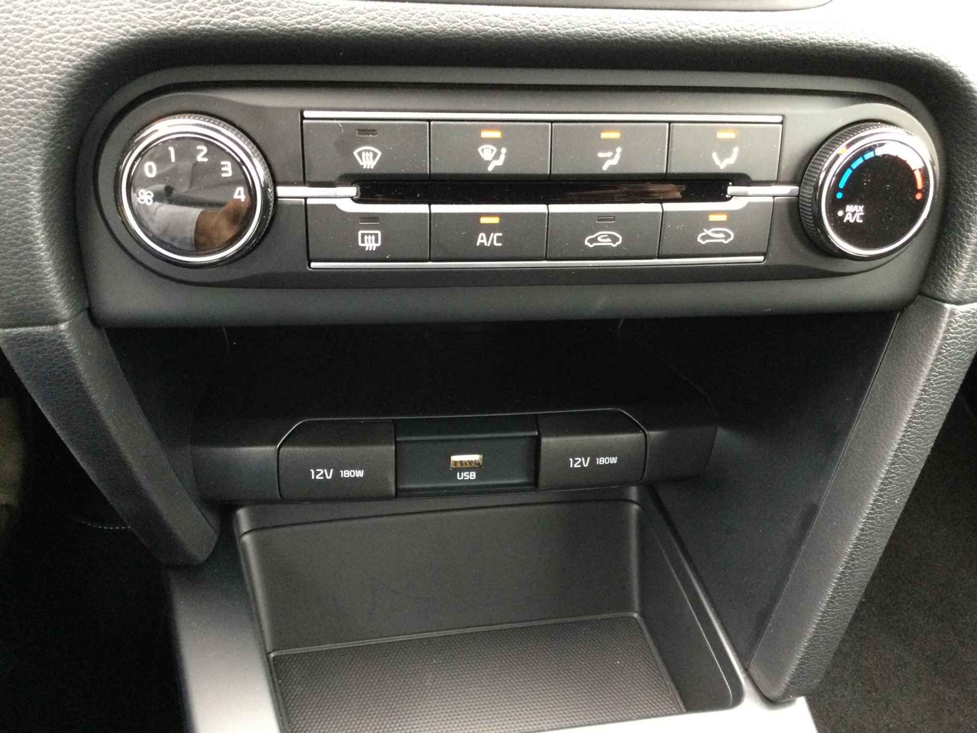 Kia Ceed 1.0 T-GDi Comfortline | Apple carplay | Camera | Cruise Control | - 14/25