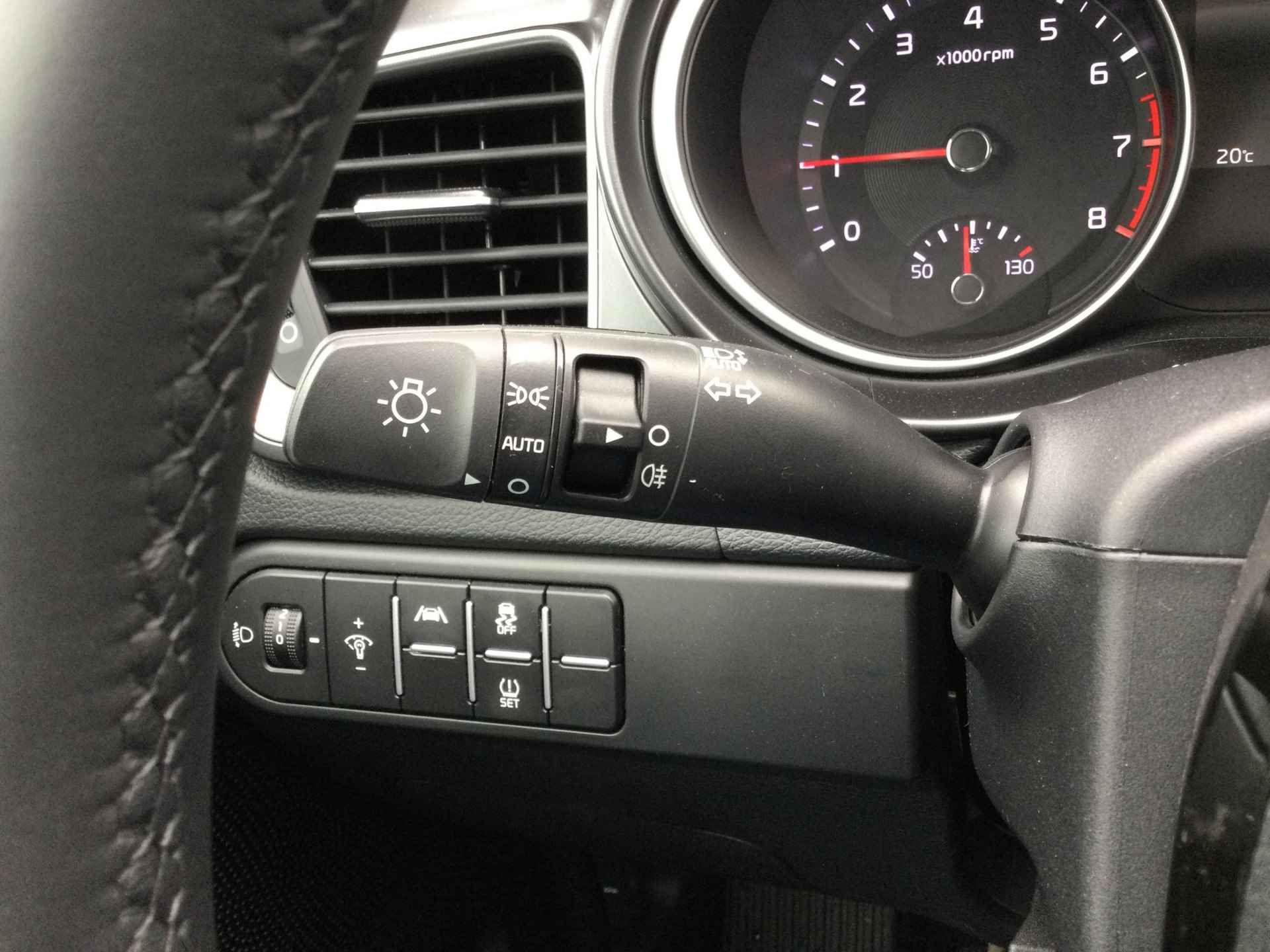 Kia Ceed 1.0 T-GDi Comfortline | Apple carplay | Camera | Cruise Control | - 15/25