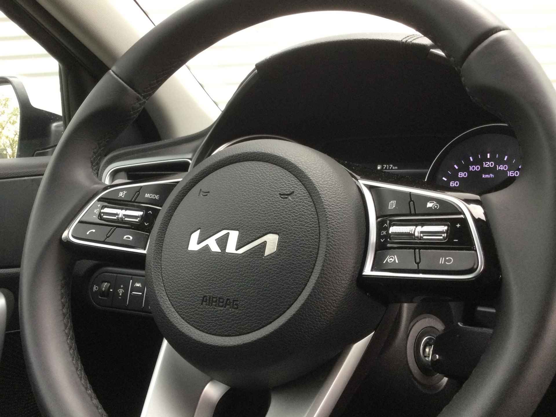 Kia Ceed 1.0 T-GDi Comfortline | Apple carplay | Camera | Cruise Control | - 19/25