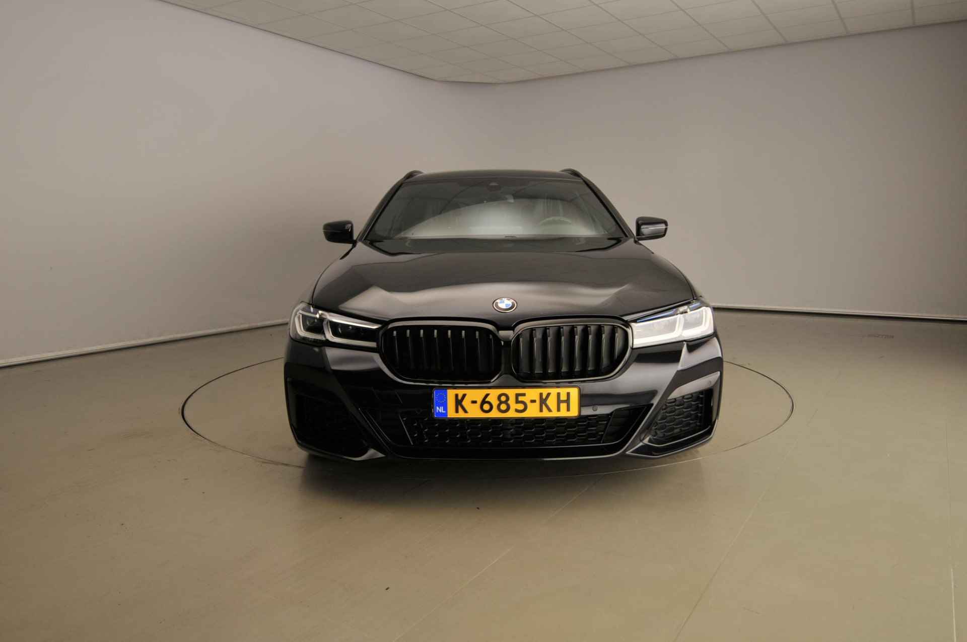 BMW 5 Serie Touring 530D | M-Sportpakket | Laserlicht | Leder | HUD | Trekhaak | DAB | Harman - kardon sound | Alu 20 inch - 6/42