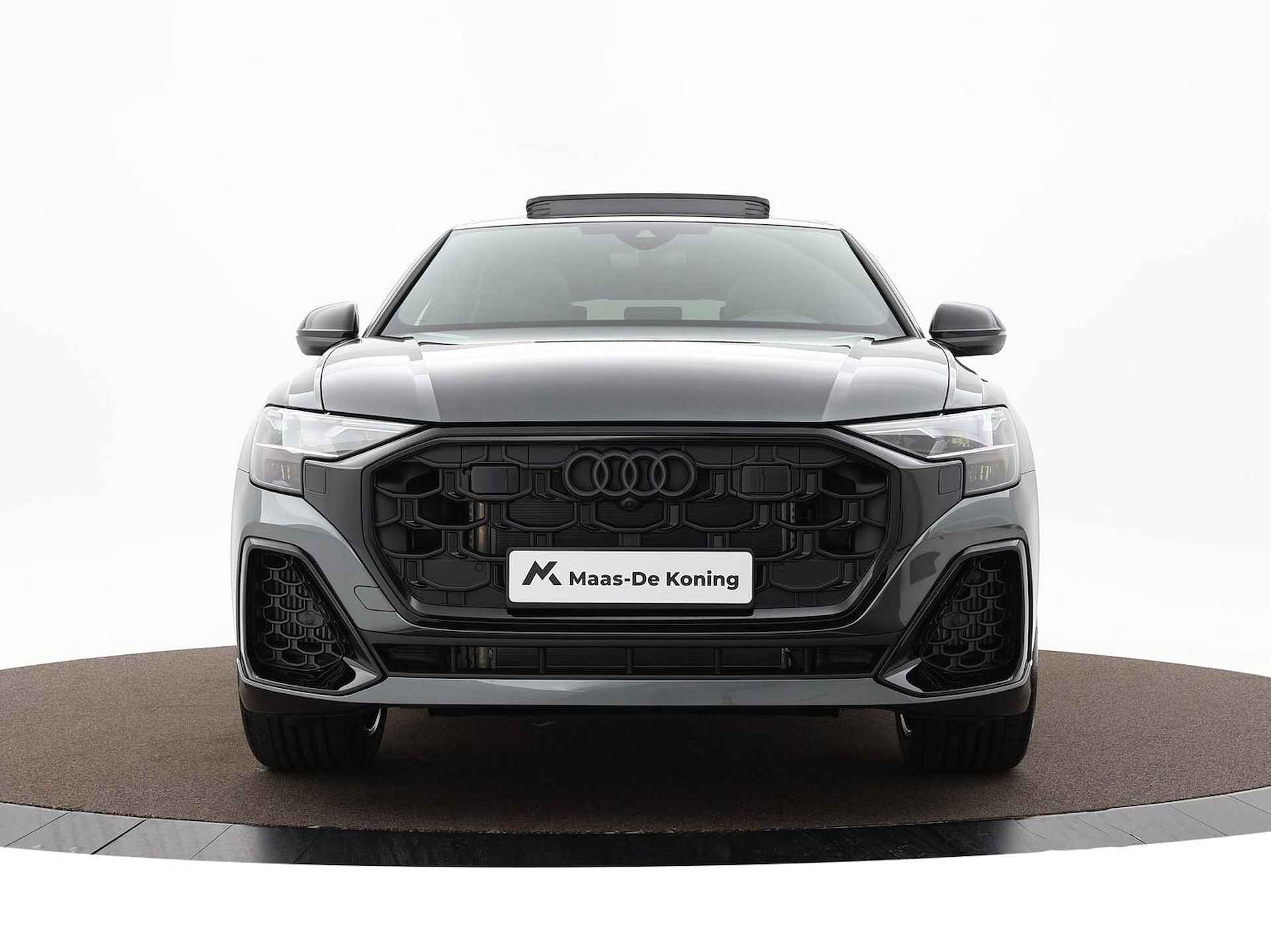 Audi Q8 Pro Line S Competition 60TFSI e 490 pk · Elektrisch glazen panorama-dak · Lichtmetalen velgen 22" · Comfortsleutel · Assistentiepakket tour & parking - 48/61