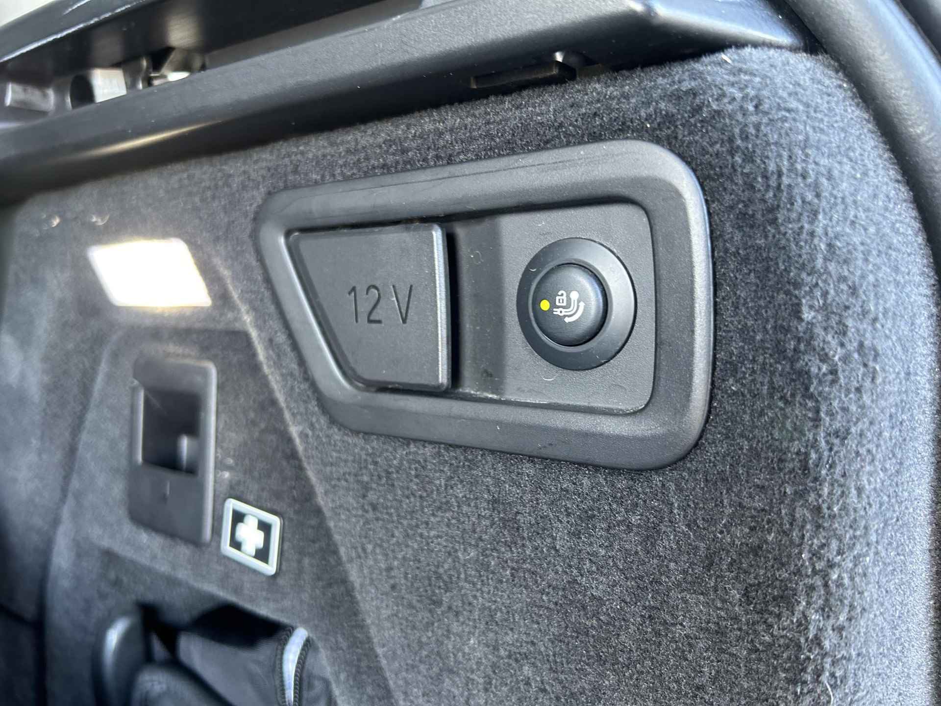 BMW X7 xDrive40i High Executive | Sky Lounge | Individual Uitgevoerd | 6-zitter | Bowers & Wilkins | Massagestoelen | Softclose | Stoelverwarming en verkoeling | Laserlicht | Trekhaak | 22'' | 360 camera | - 21/47