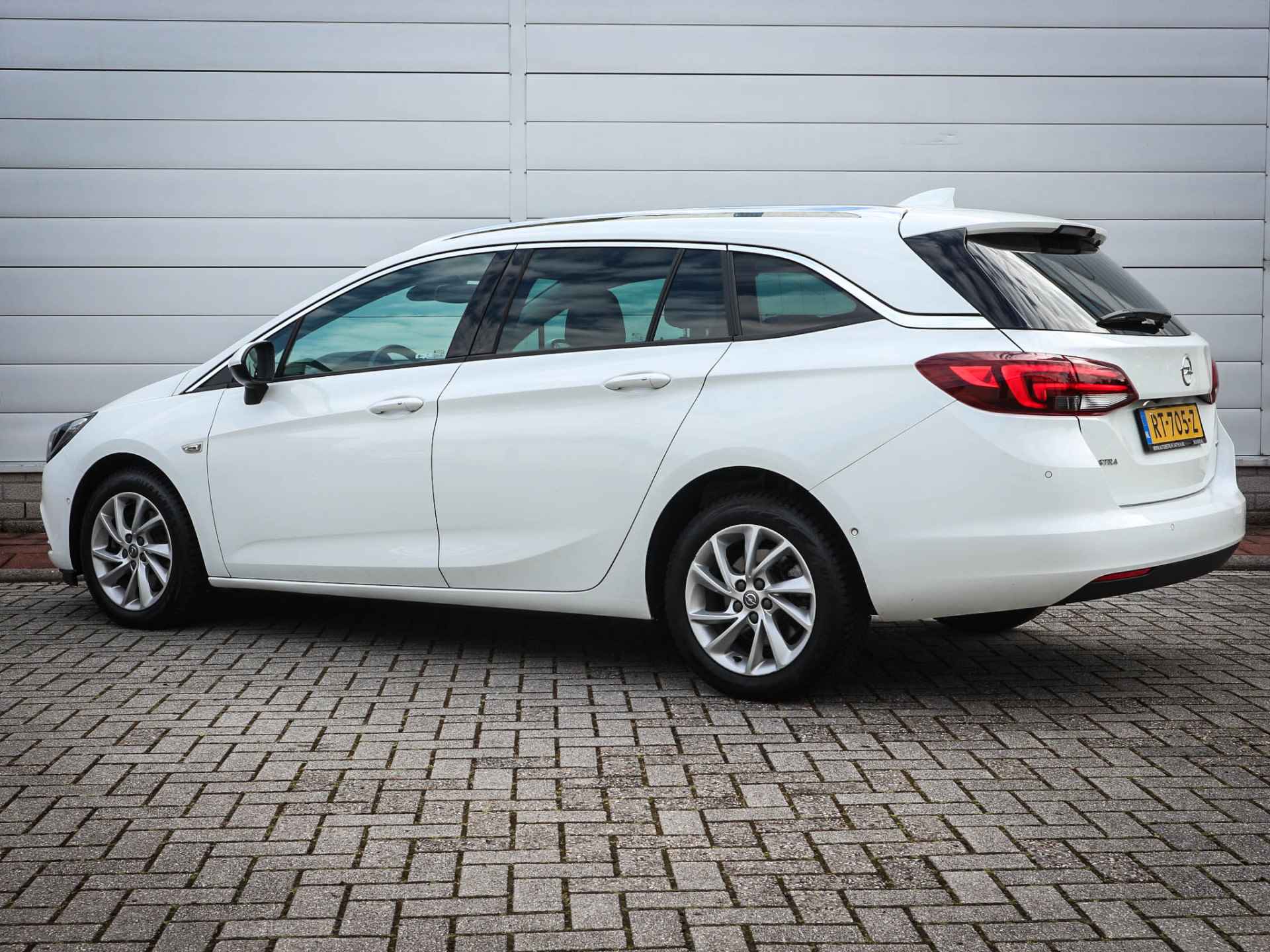 Opel Astra Sports Tourer 1.6 CDTI Innovation | Clima | Cruise | Navi | pdc voor /achter | Lichtmetaal | - 11/55