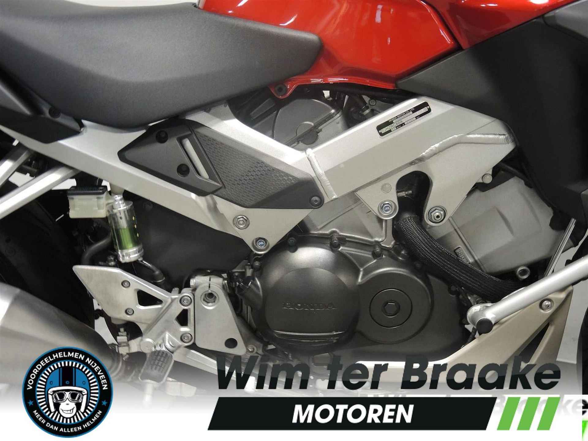 Honda VFR 800X Crossr. ABS - 2015 - 12/16