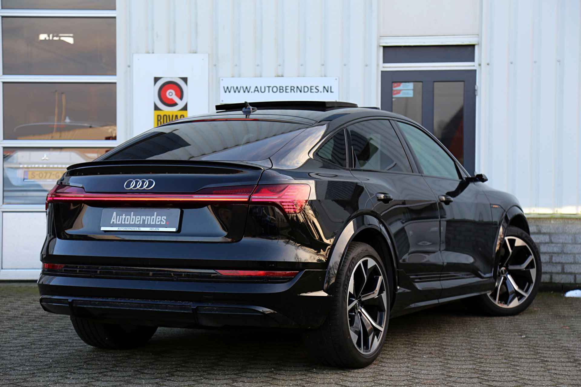 Audi e-tron Sportback S quattro 95 kWh 503PK*Excl. BTW*Perfect Onderh.*Adapt. Luchtvering/Pano/B&O/ACC/360Camera/3D camera/Memorie/HUDLED/Keyless Entr - 2/12