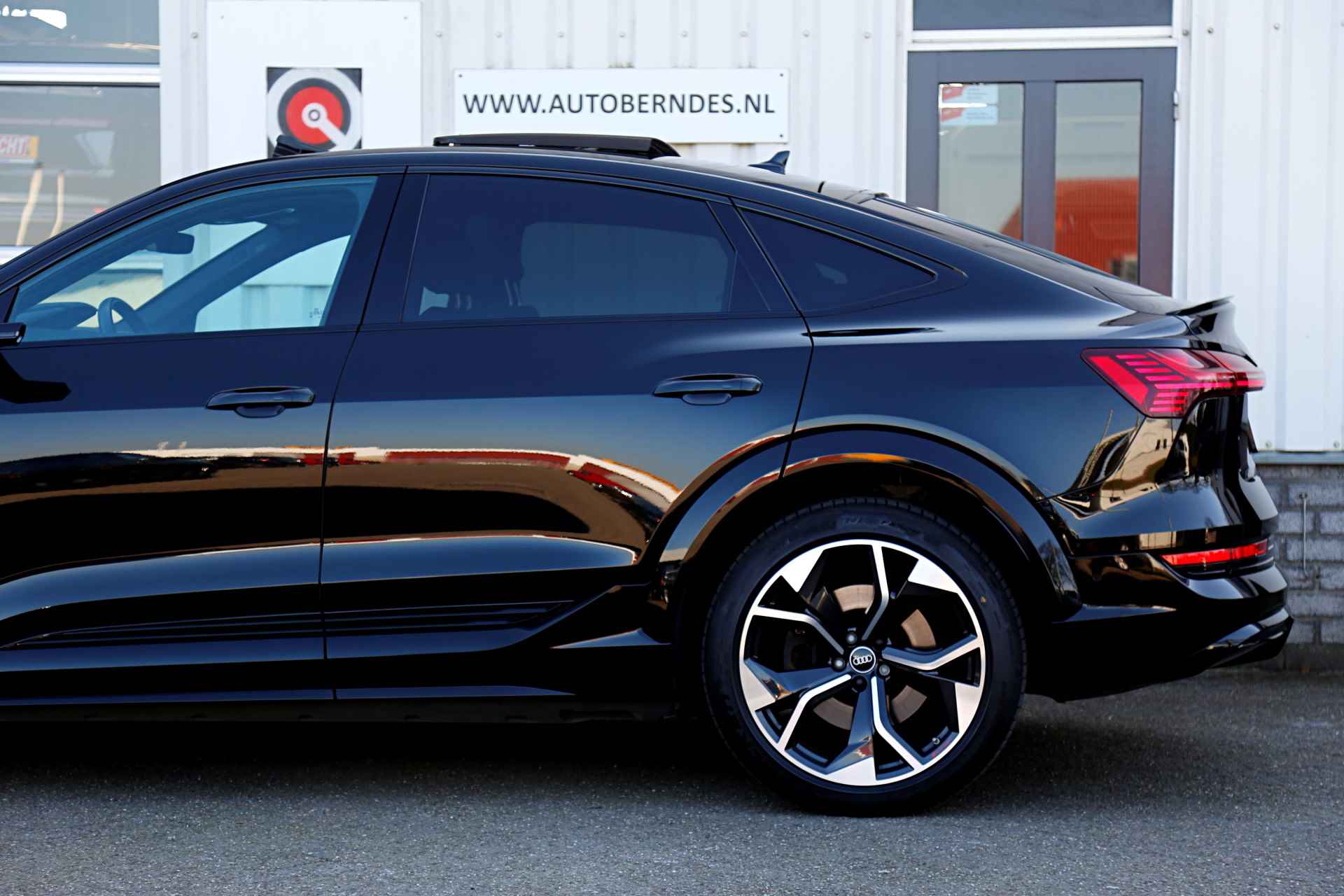 Audi e-tron Sportback S quattro 95 kWh 503PK*Excl. BTW*Perfect Onderh.*Adapt. Luchtvering/Pano/B&O/ACC/360Camera/3D camera/Memorie/HUDLED/Keyless Entr - 64/78