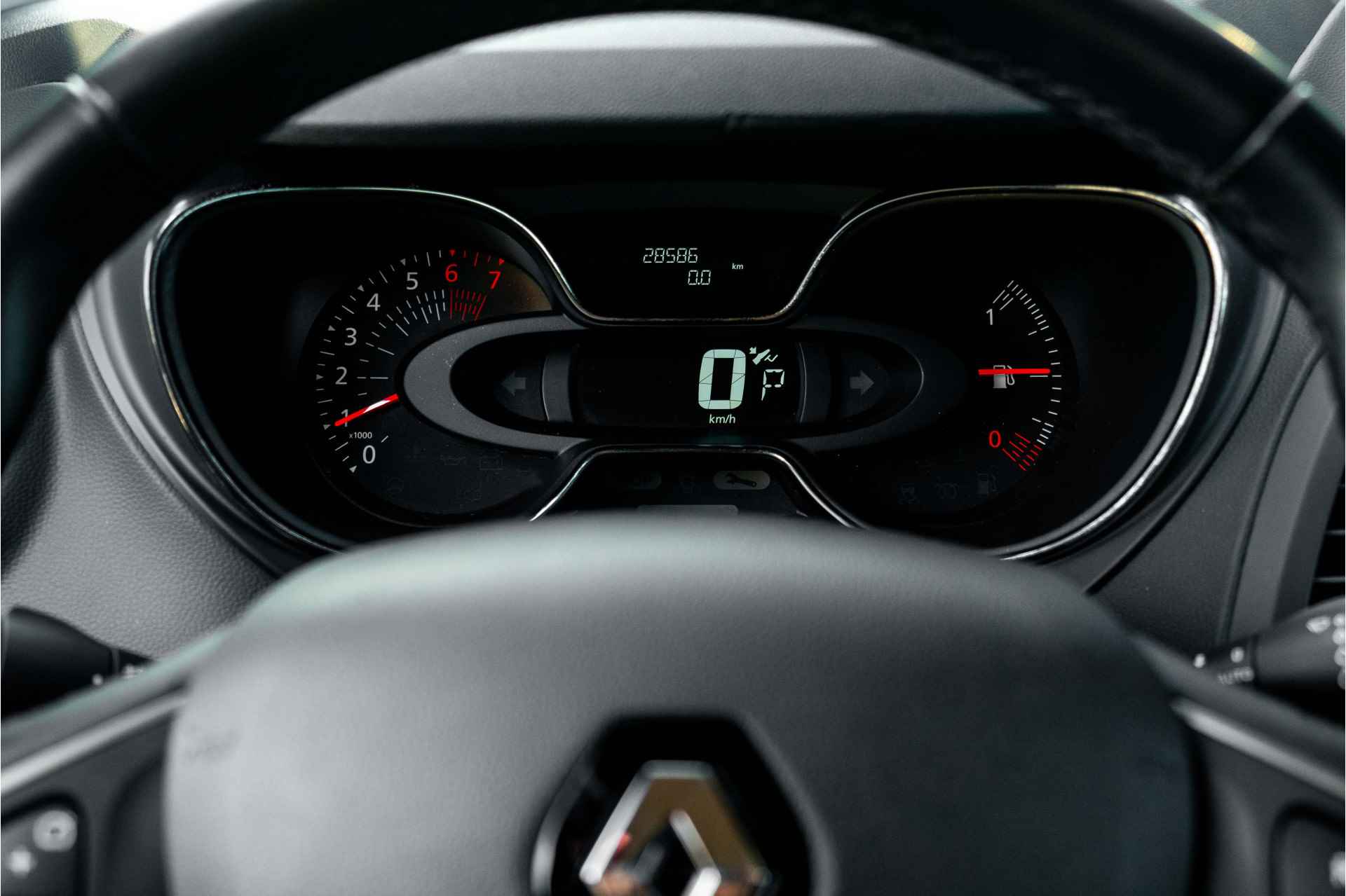 Renault Captur 1.2 120 PK TCe Intens | Automaat | Stoelverwarming | Camera achter | | incl. Bovag rijklaarpakket met 12 maanden garantie | - 12/40