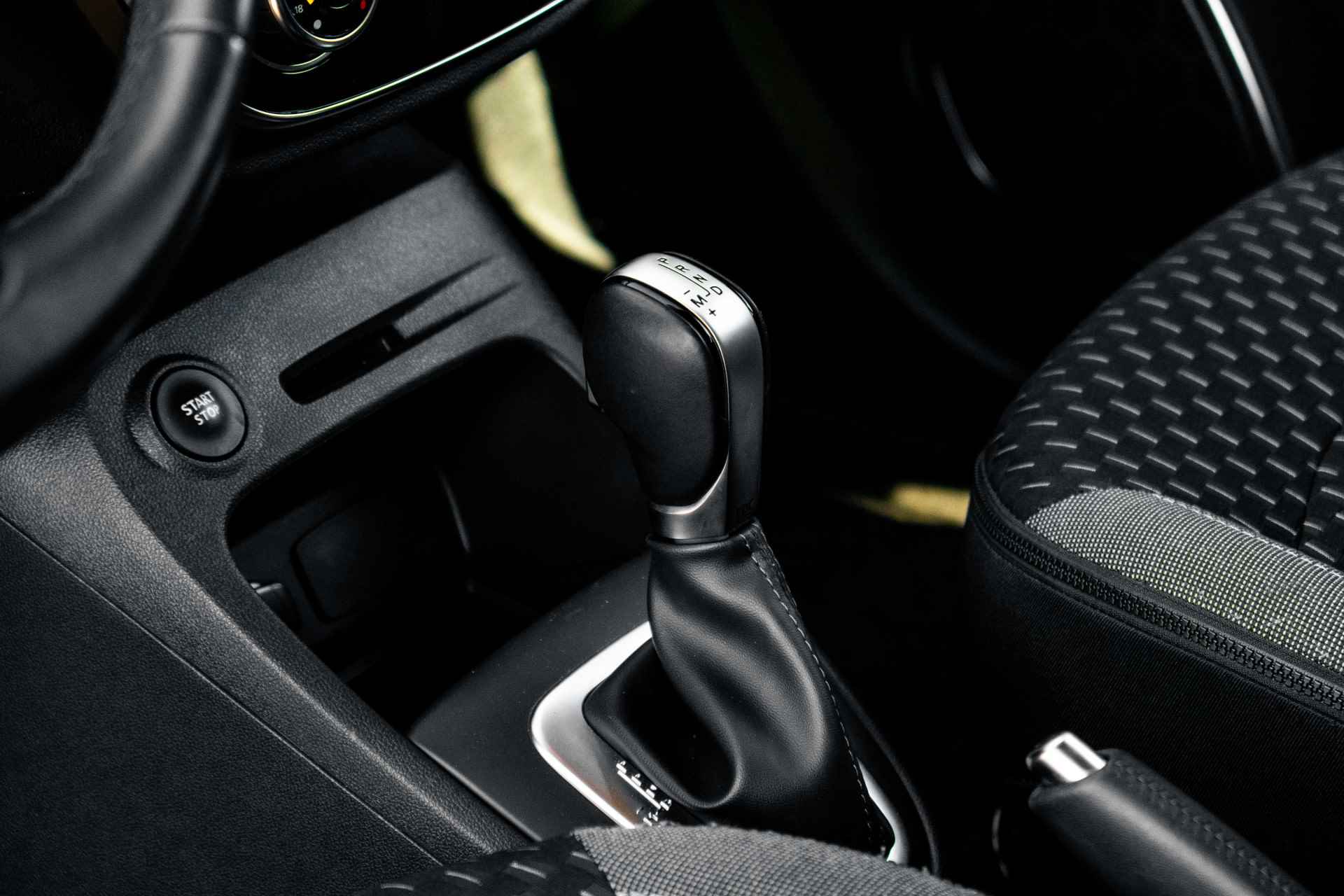Renault Captur 1.2 120 PK TCe Intens | Automaat | Stoelverwarming | Camera achter | | incl. Bovag rijklaarpakket met 12 maanden garantie | - 13/40