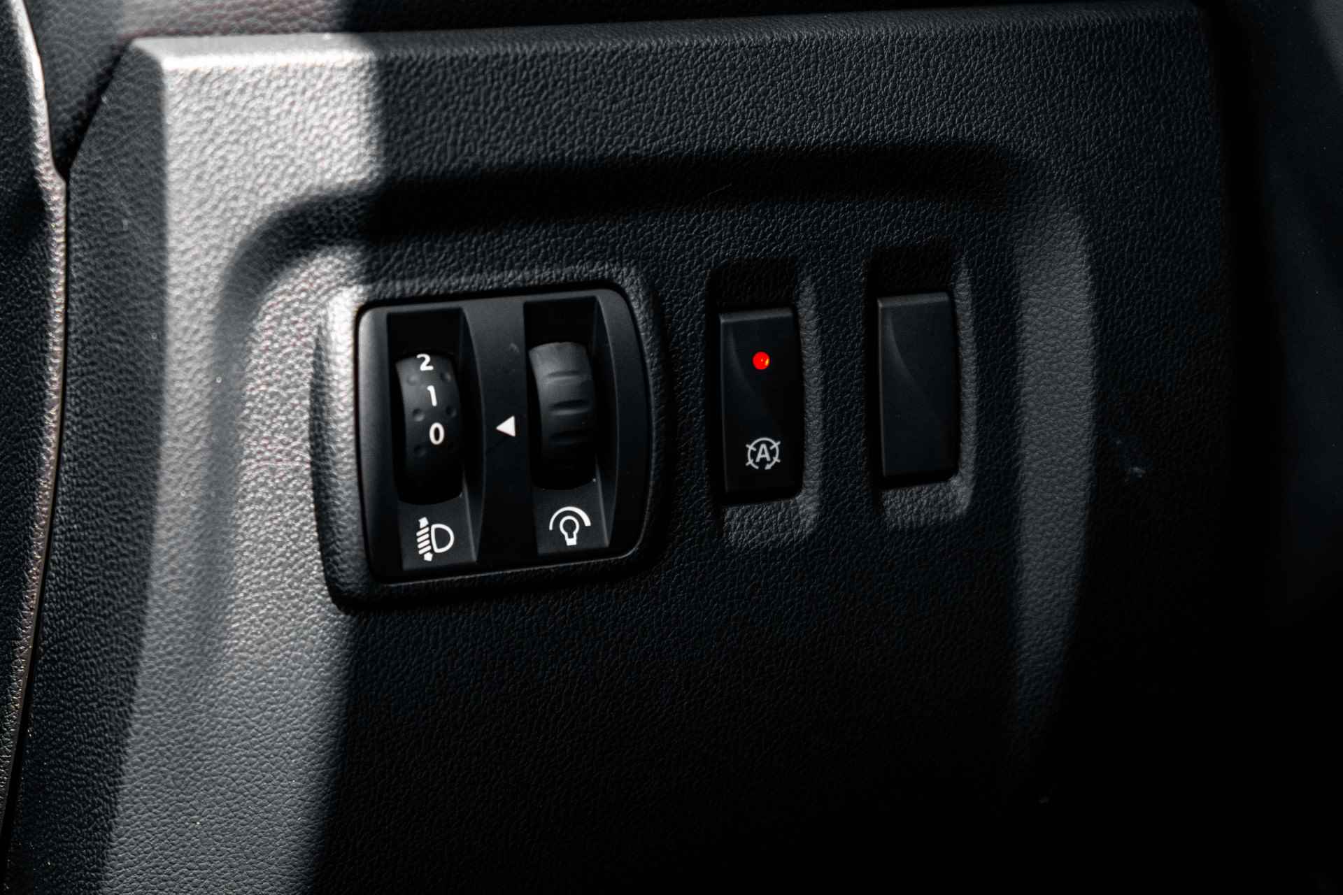 Renault Captur 1.2 120 PK TCe Intens | Automaat | Stoelverwarming | Camera achter | | incl. Bovag rijklaarpakket met 12 maanden garantie | - 26/40
