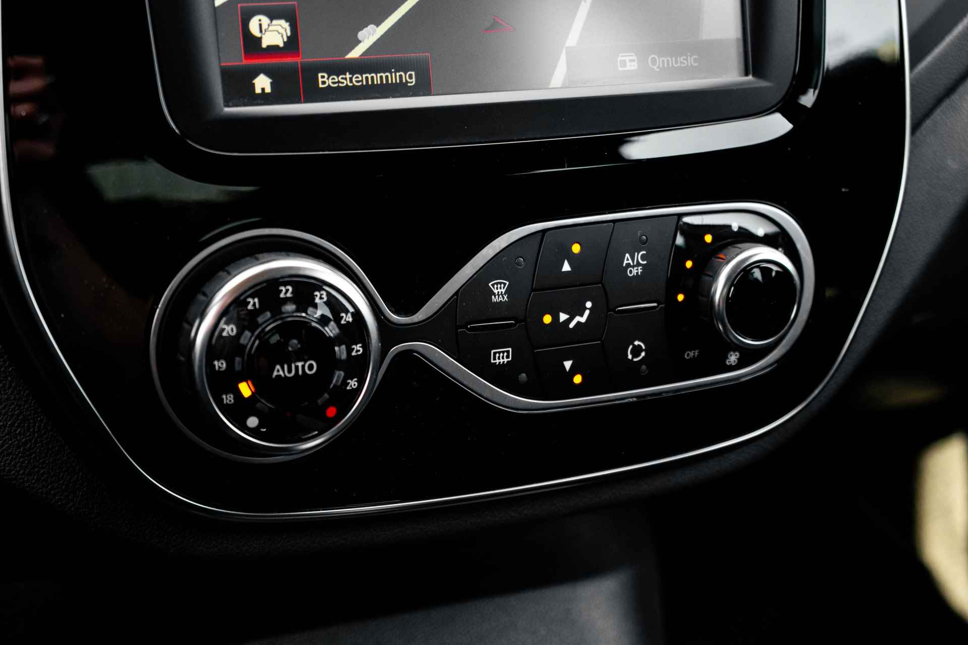 Renault Captur 1.2 120 PK TCe Intens | Automaat | Stoelverwarming | Camera achter | | incl. Bovag rijklaarpakket met 12 maanden garantie | - 35/40