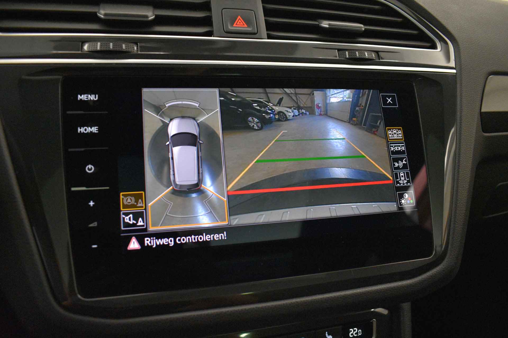 Volkswagen Tiguan R-line Panodak Haed-up Dode detec Virtual 360º Cam Discverpro Navi - 3/59