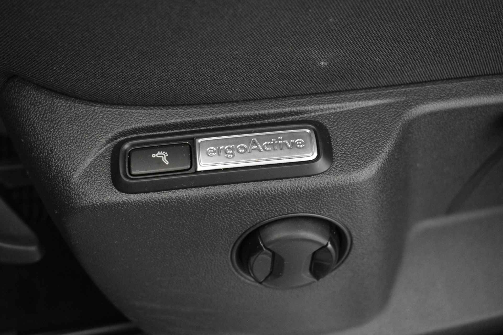 Volkswagen Tiguan R-line Panodak Haed-up Dode detec Virtual 360º Cam Discverpro Navi - 30/59