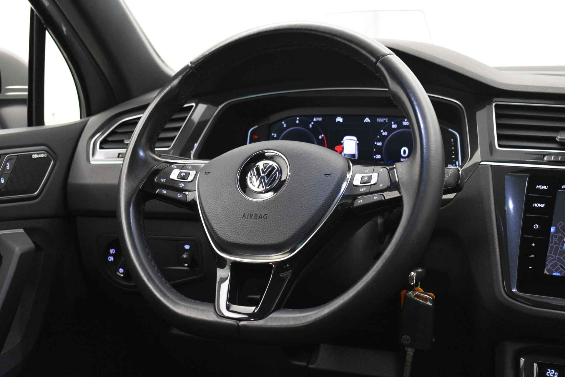 Volkswagen Tiguan R-line Panodak Haed-up Dode detec Virtual 360º Cam Discverpro Navi - 31/59
