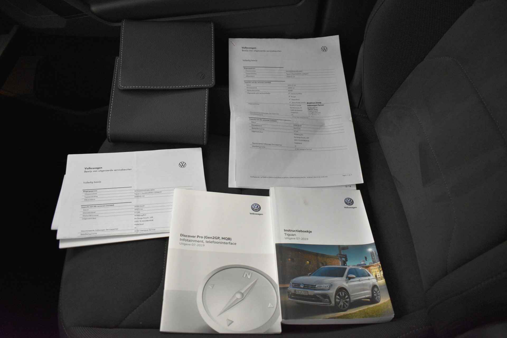 Volkswagen Tiguan R-line Panodak Haed-up Dode detec Virtual 360º Cam Discverpro Navi - 45/59