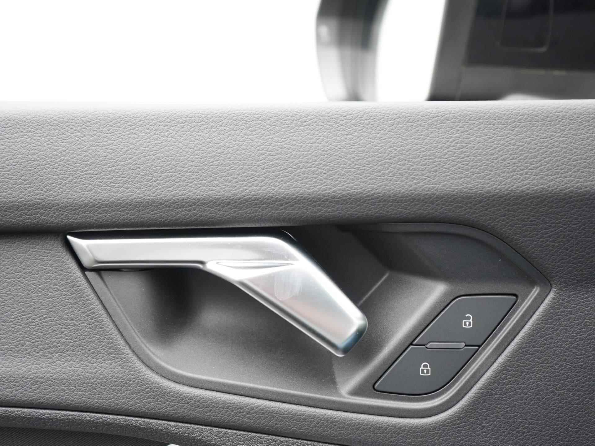 Audi Q3 35 TFSI Advanced Edition Panoramadak | Virtual Cockpit | Navigatie | Stoelverwarming - 29/44