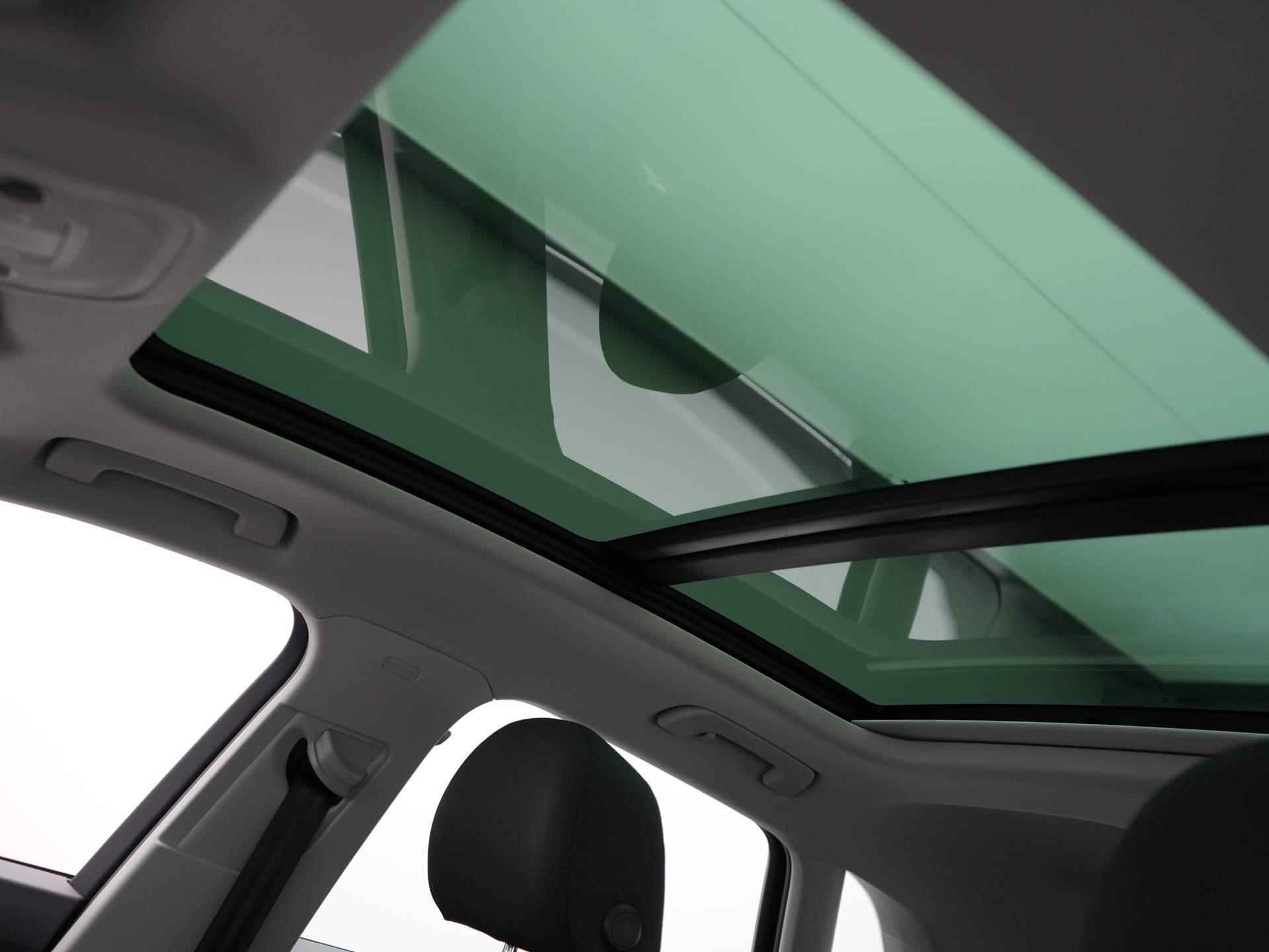 Audi Q3 35 TFSI Advanced Edition Panoramadak | Virtual Cockpit | Navigatie | Stoelverwarming - 34/44