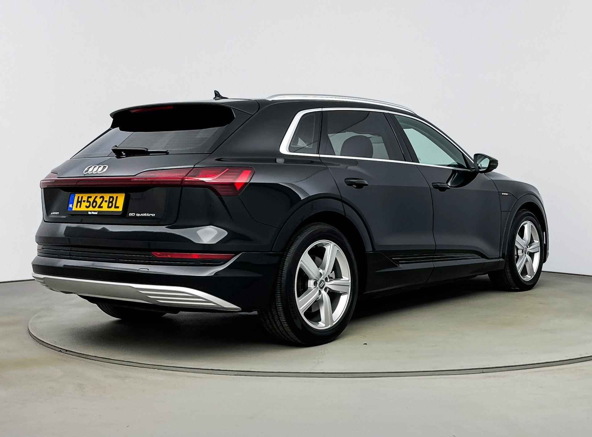 Audi e-tron e-tron 50 quattro Launch edition plus 71 kWh | Leder | Stoelverwarming | Parkeersensoren | Cruise Control | Navigatie | - 4/26