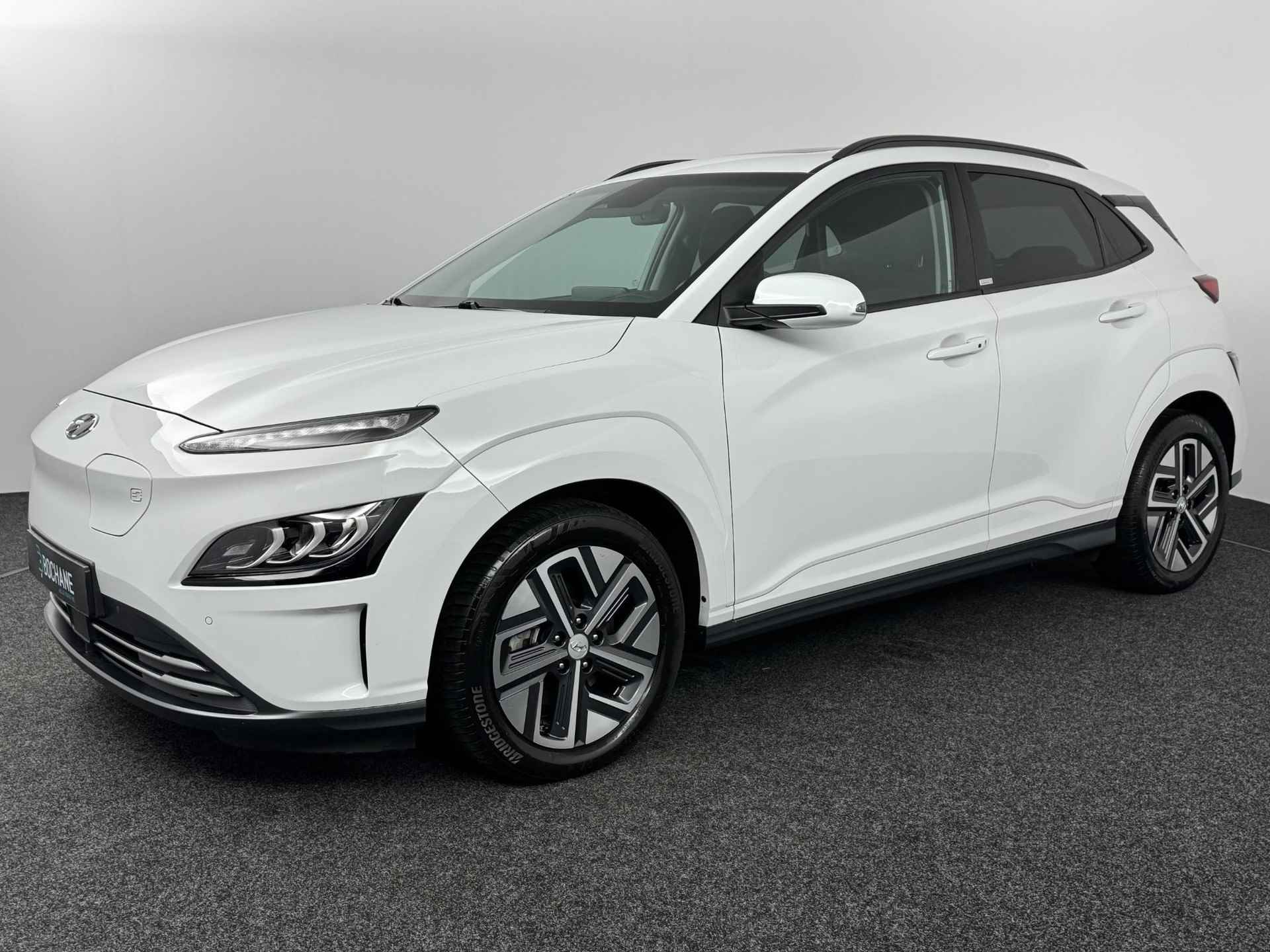 Hyundai Kona EV Fashion Sky 64 kWh  | Open dak | Navigatie | Achteruitrijcamera | - 3/46