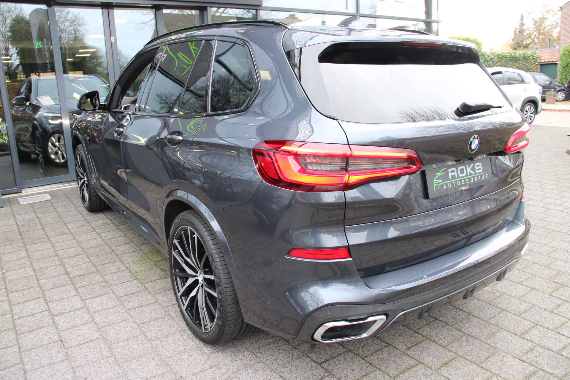 BMW X5 xDrive40i High Executive M-Sportpakket Shadowline/Camera/Memory/Headup/HarmanKardon/PanoramadakLeder/22inch - 17/37