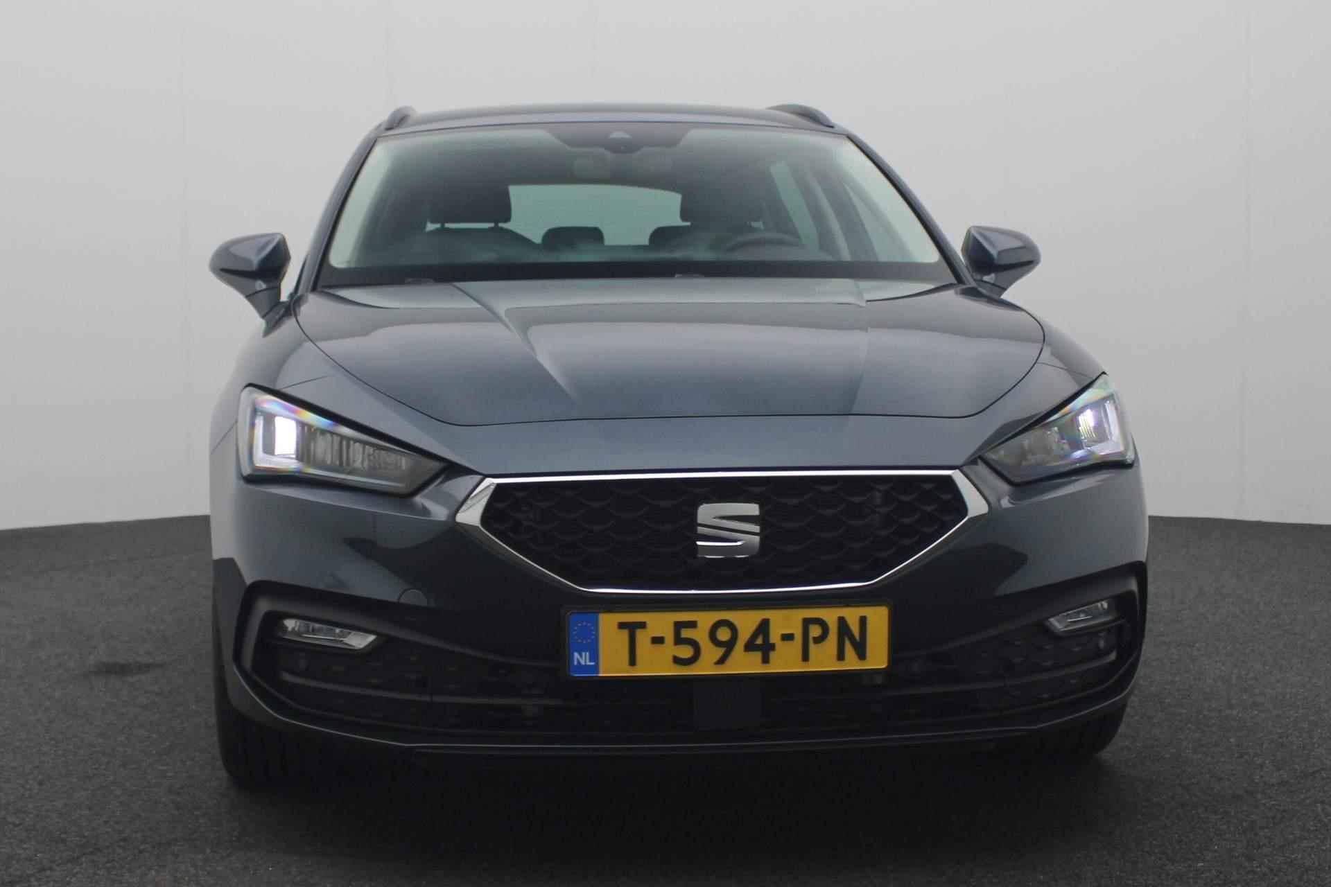 SEAT Leon Sportstourer 1.5 eTSI 150PK DSG Style Business Intense | DEMO VOORDEEL | Navi | Camera | ACC | Virtual cockpit | 18 inch - 14/38