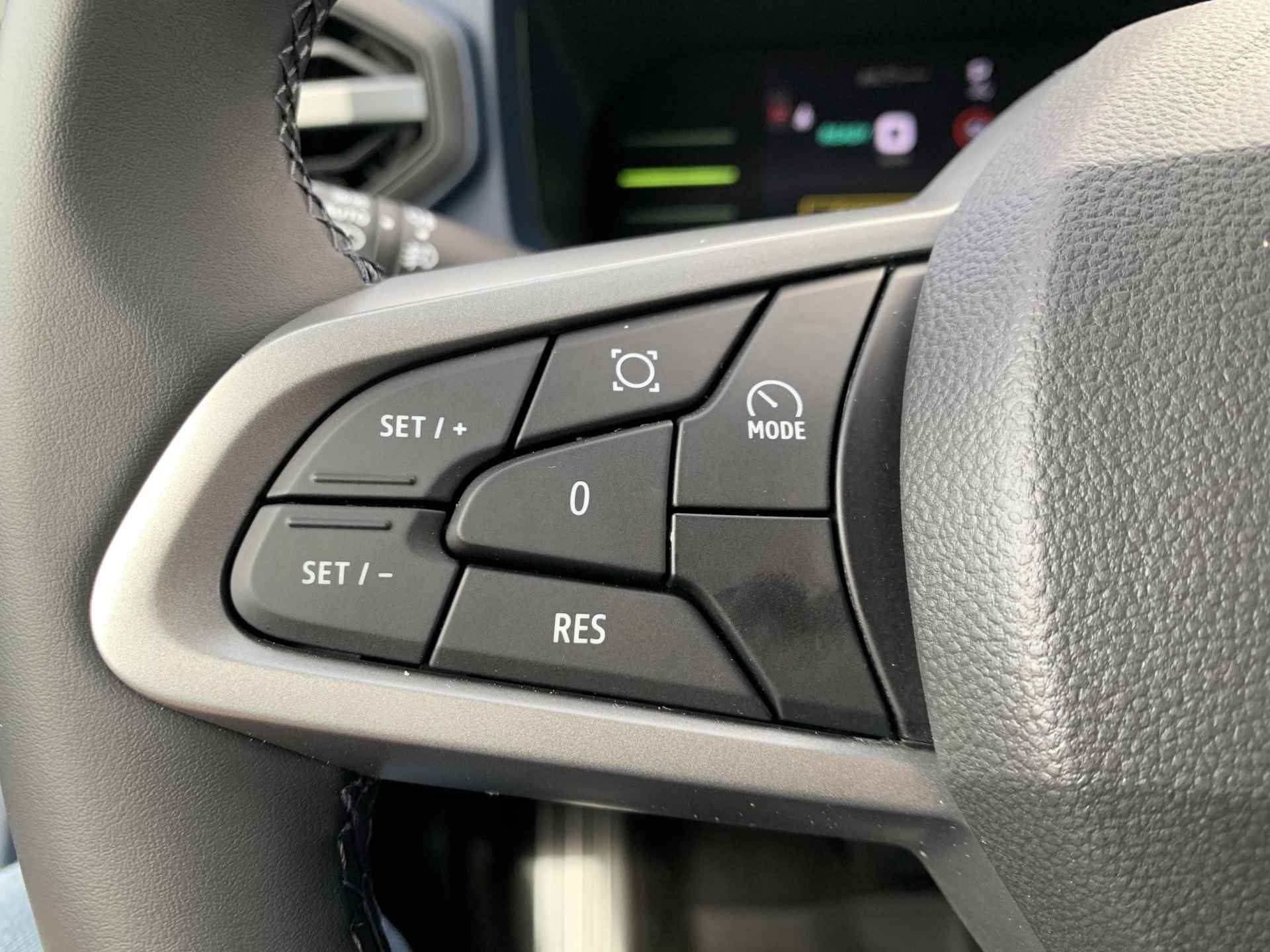 Dacia Duster 1.6 Hybrid 140 Journey APPLE CARPLAY/ANDROID AUTO | PARKEERSENSOREN | LICHTMETALEN VELGEN | CLIMATE CONTROL | CRUISE CONTROL | RONDOMZICHT CAMERA | - 11/30