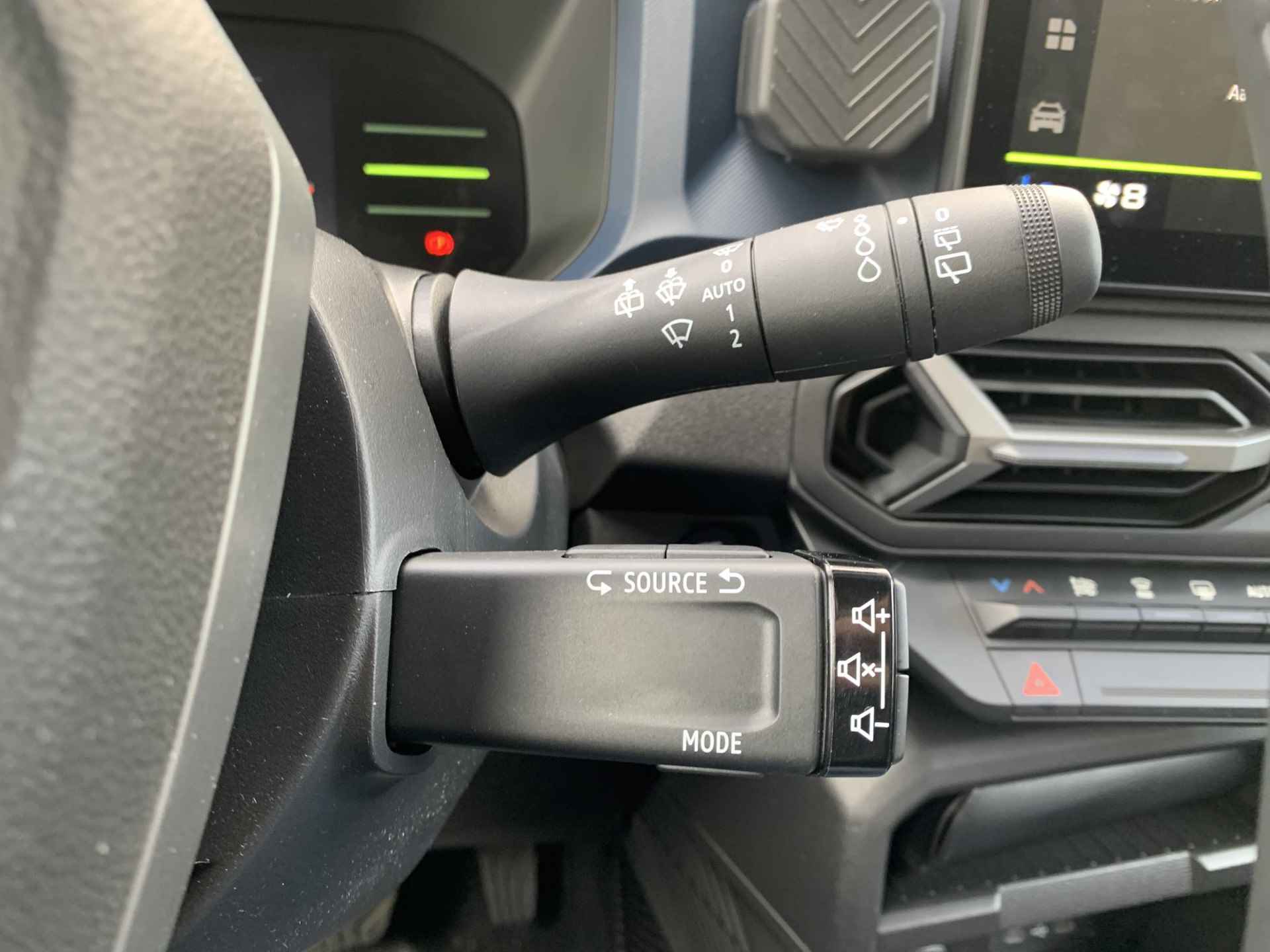 Dacia Duster 1.6 Hybrid 140 Journey APPLE CARPLAY/ANDROID AUTO | PARKEERSENSOREN | LICHTMETALEN VELGEN | CLIMATE CONTROL | CRUISE CONTROL | RONDOMZICHT CAMERA | - 14/30