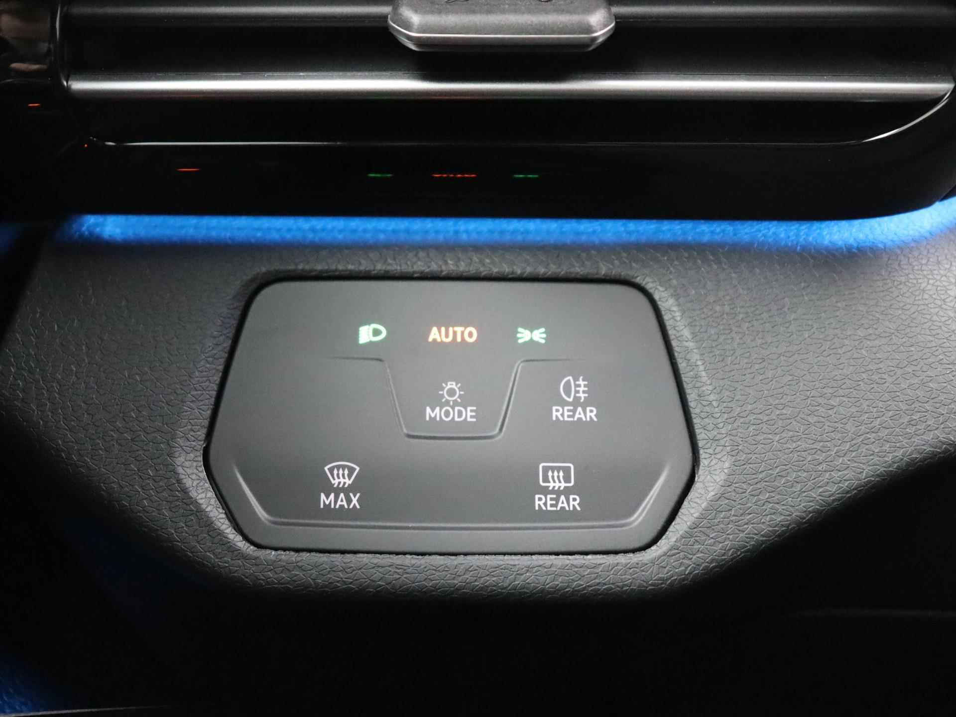 Volkswagen ID.5 Pro 77 kWh Automaat | Achteruitrijcamera | Navigatiesysteem | Keyless entry | Multimedia-voorbereiding | Luxe interieur afwerking | Cruise control adaptief | Apple Carplay/Android Auto | - 10/28