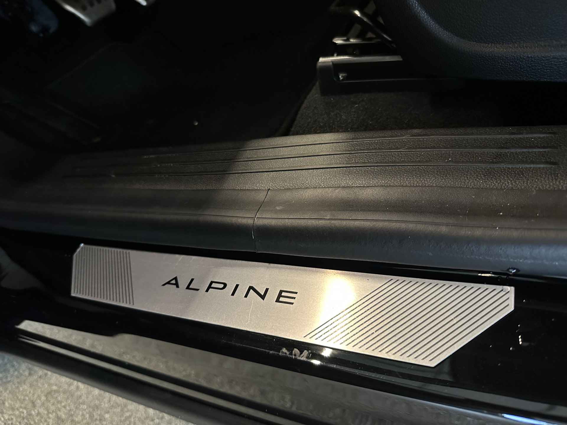 Renault Espace E-Tech Hybrid 200 Esprit Alpine 7p. | Pack Advanced Driving | Pack around view | Harman Kardon | Head-up display | tijdelijk gratis Top Afleverpakket twv Eur 695 - 45/48