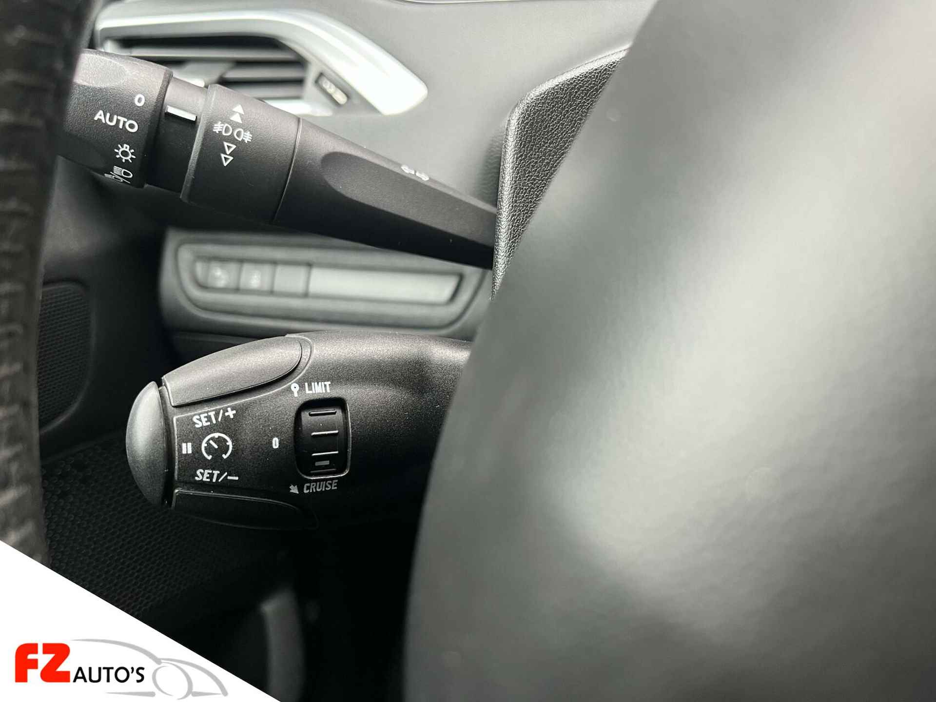 Peugeot 208 1.6 VTi Intuïtive | L.M Velgen | Metallic | - 16/28