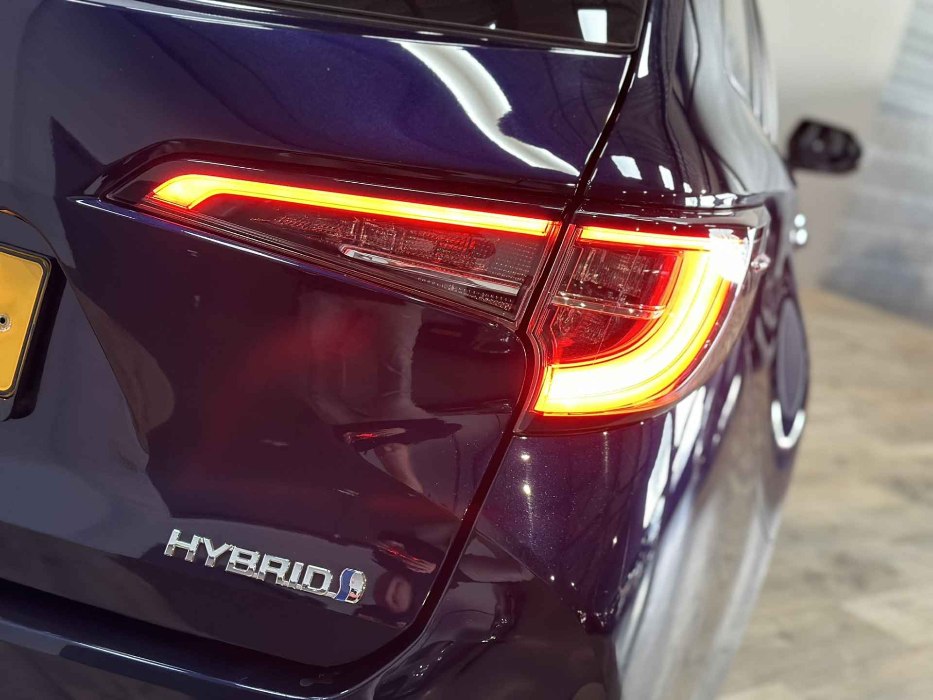 Toyota Corolla Touring Sports 1.8 Hybrid Active LED | Camera | Adaptive cruise | Navigatie | Apple Carplay Android Auto | Isofix | NAP | - 11/38