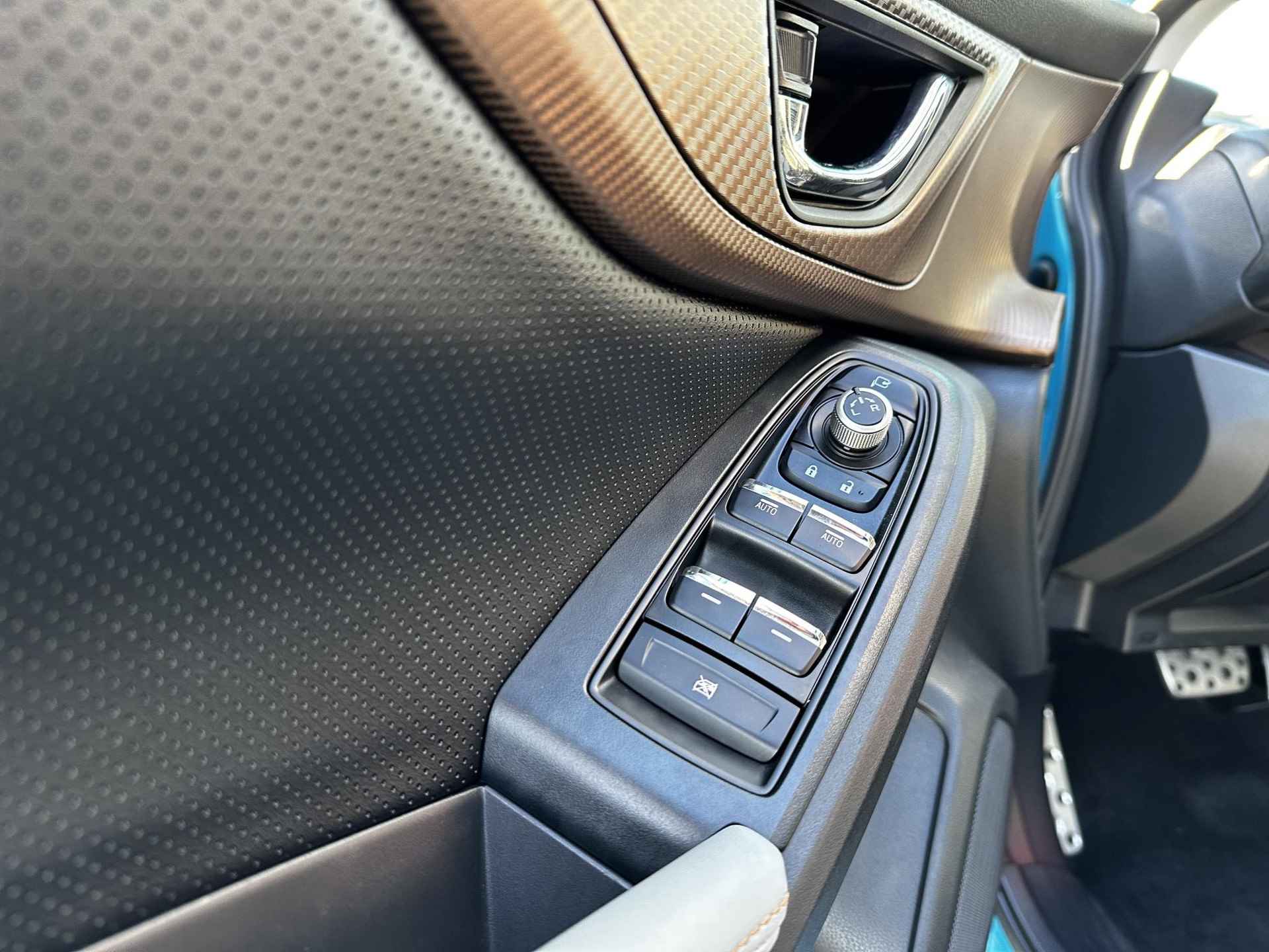 Subaru XV 2.0i e-BOXER Premium AUTOMAAT | Navi | ECC | Parkeercamera | Cruise Control | LM Velgen - 15/28