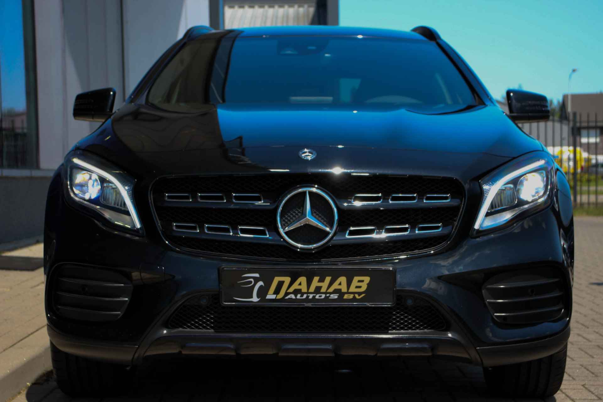 Mercedes-Benz GLA 180 AMG Night Edition | 19'' | Camera | Stoelverwarming - 4/43