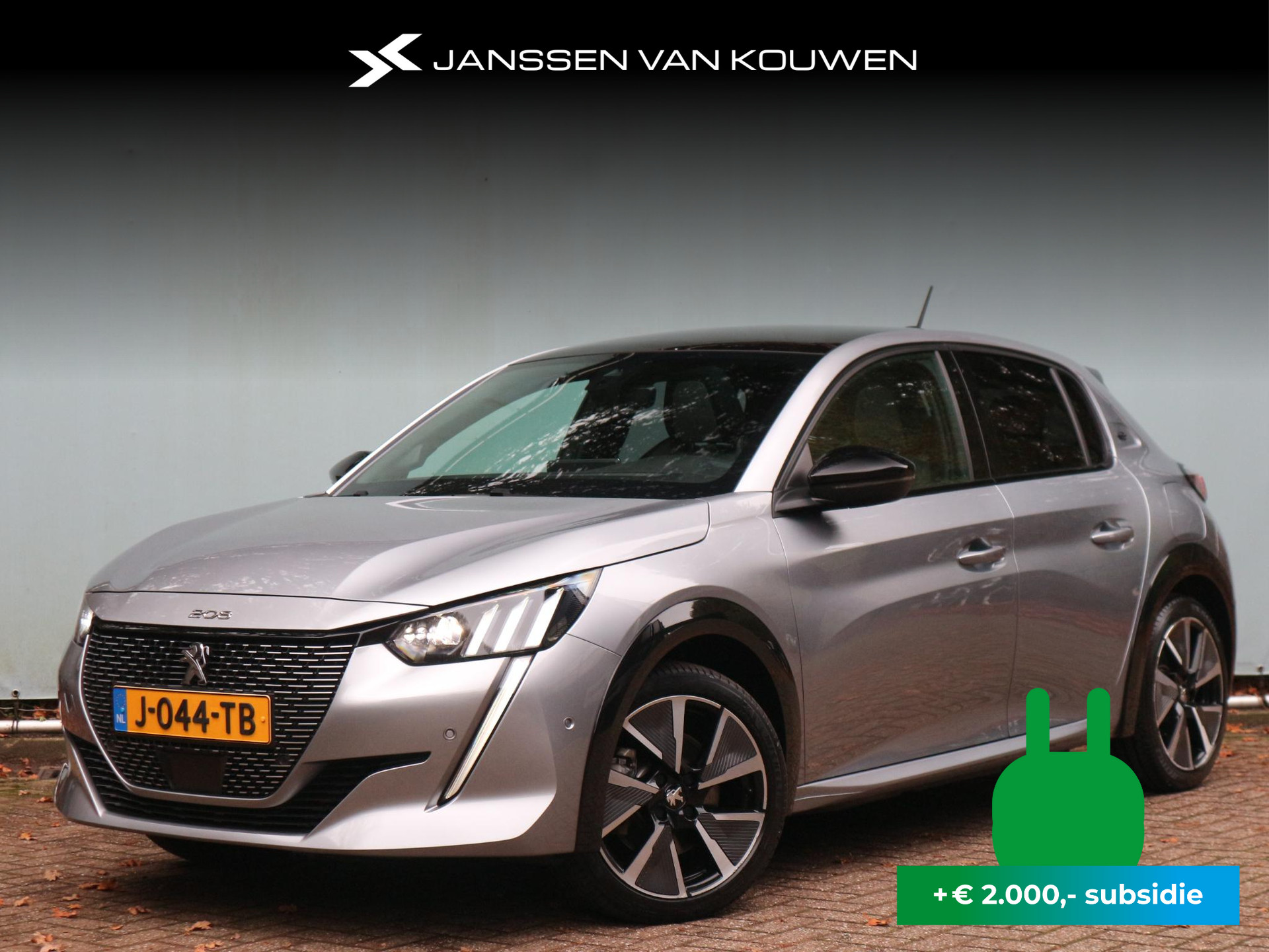 Peugeot e-208 EV GT 350 50 kWh / 3-fase / Panoramadak / Stoelverwarming / Full LED