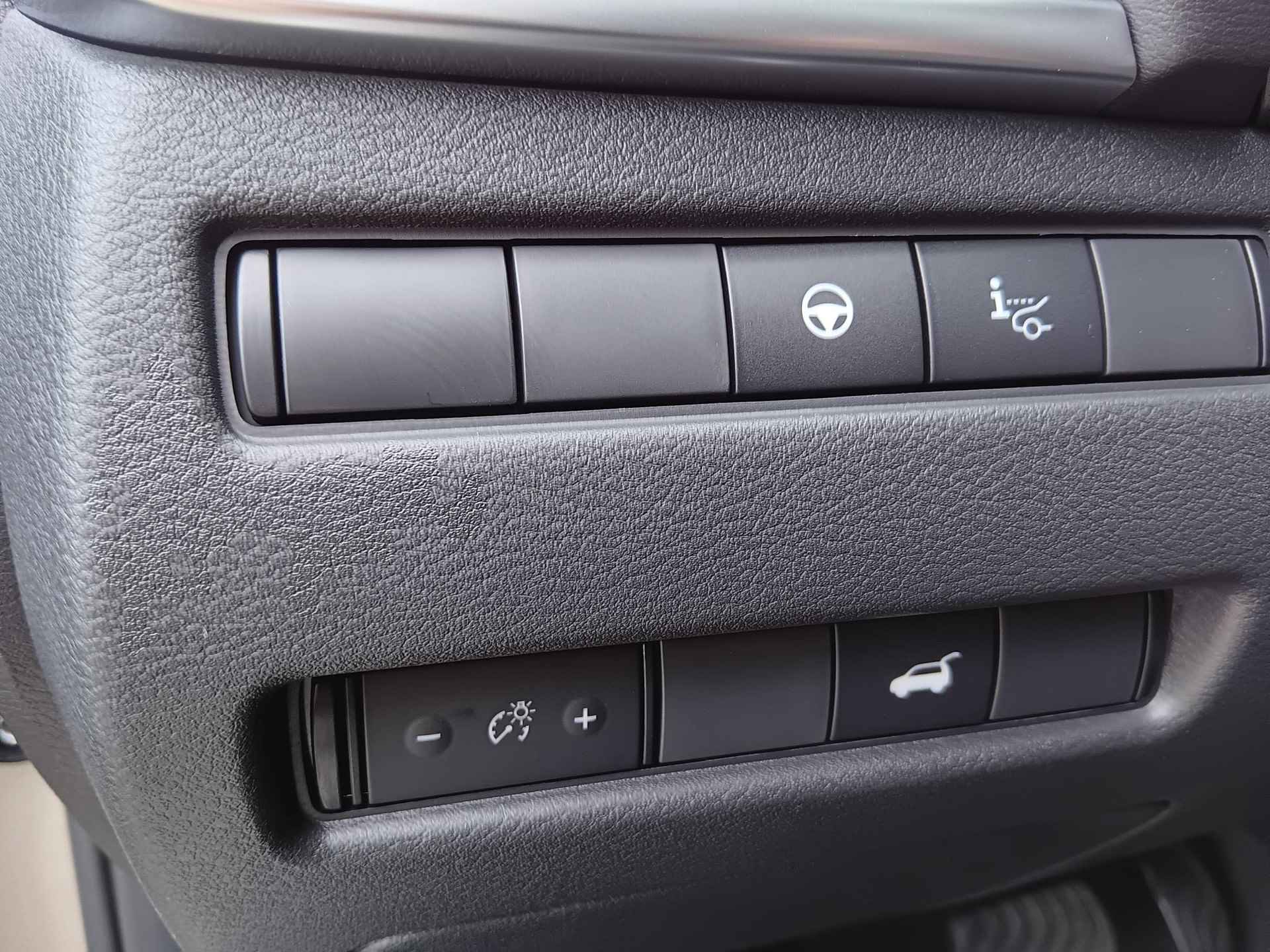 Nissan X-Trail 1.5 e-Power Tekna Plus Automaat / Lederen Bekleding / Climate Control / Parkeercamera / Cruise Control Adaptief / Elektrische Achterklep / Head Up Display - 17/67