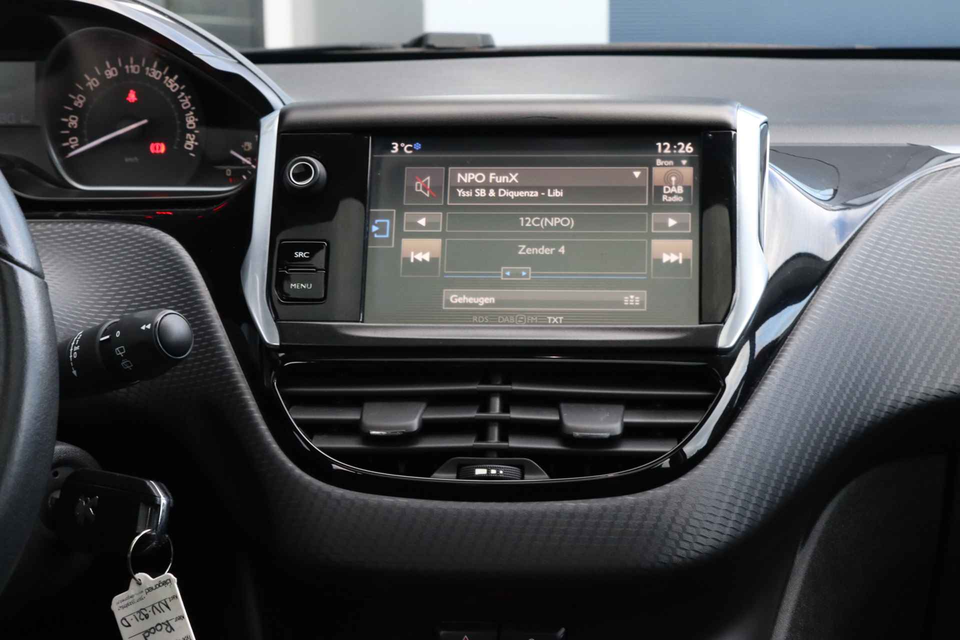 Peugeot 2008 SUV Blue Lion 1.2 Turbo 110pk | Navigatie | Carplay | Airco | Cruise Control | PDC - 14/23