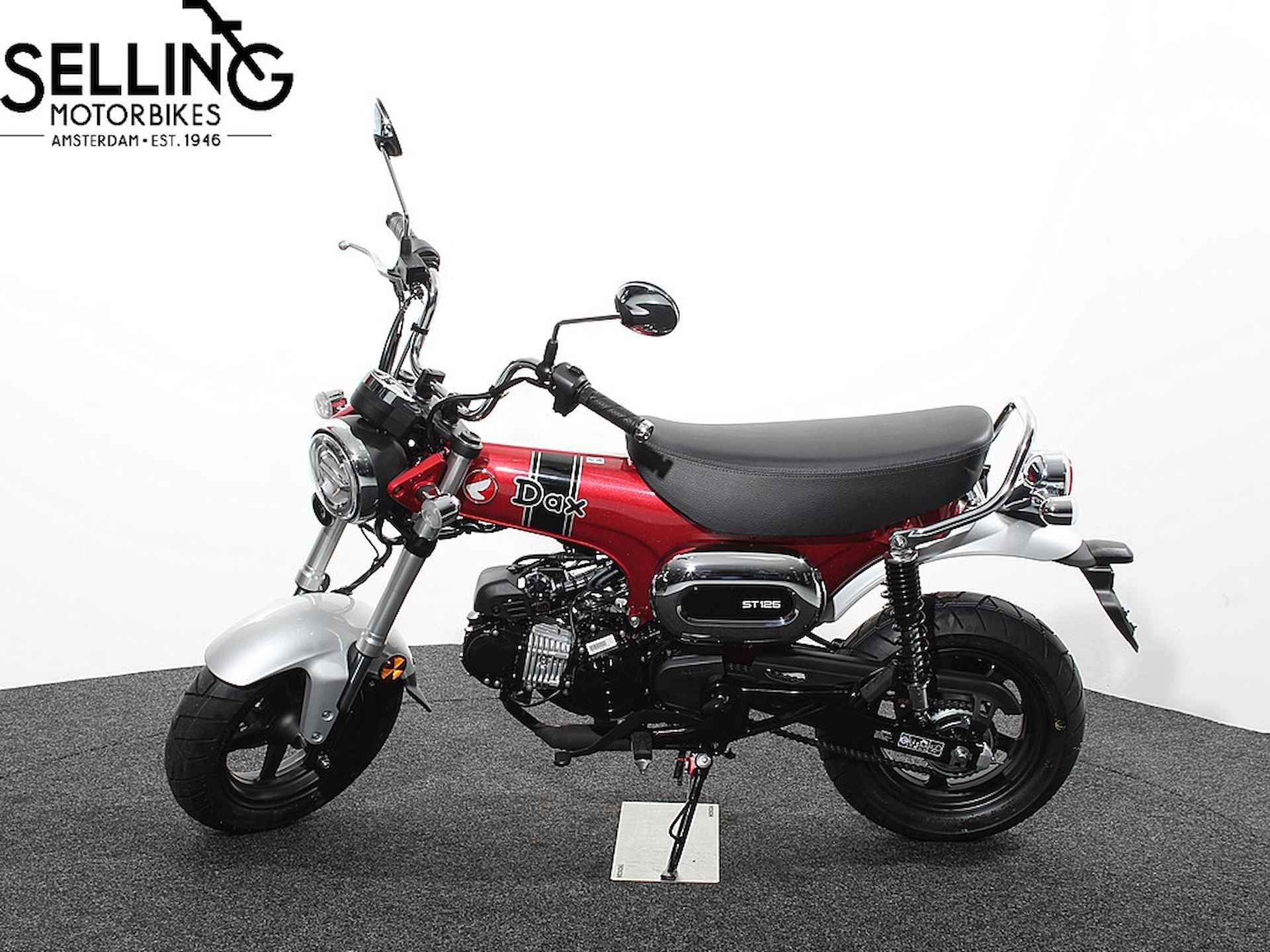 Honda ST 125 DAX R376 Pearl Nabula Red - 4/7