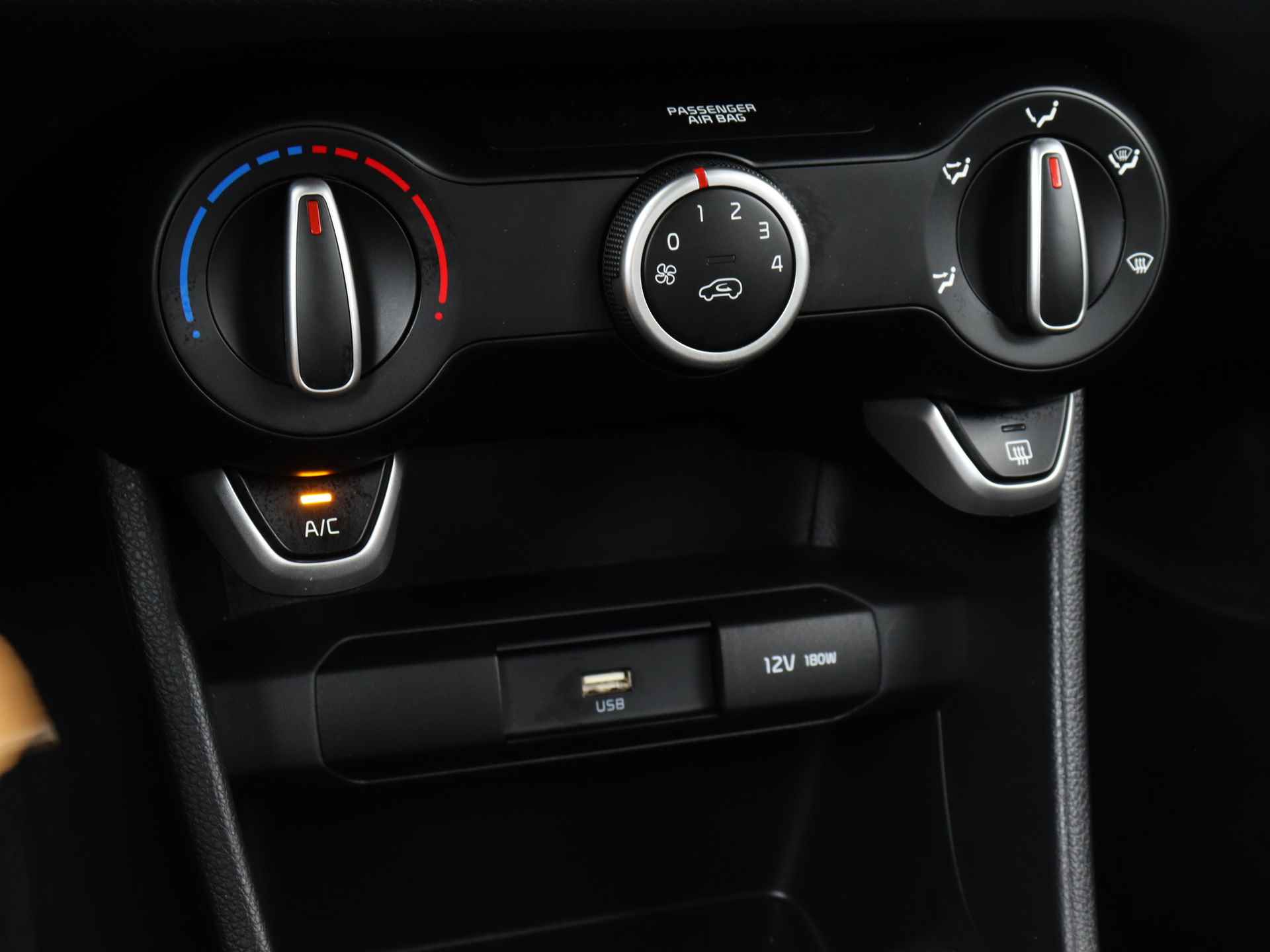 Kia Picanto 1.0 DPi DynamicLine | Airco | Achteruitrijcamera | Cruise Control | Apple Carplay/Android Auto | - 12/42