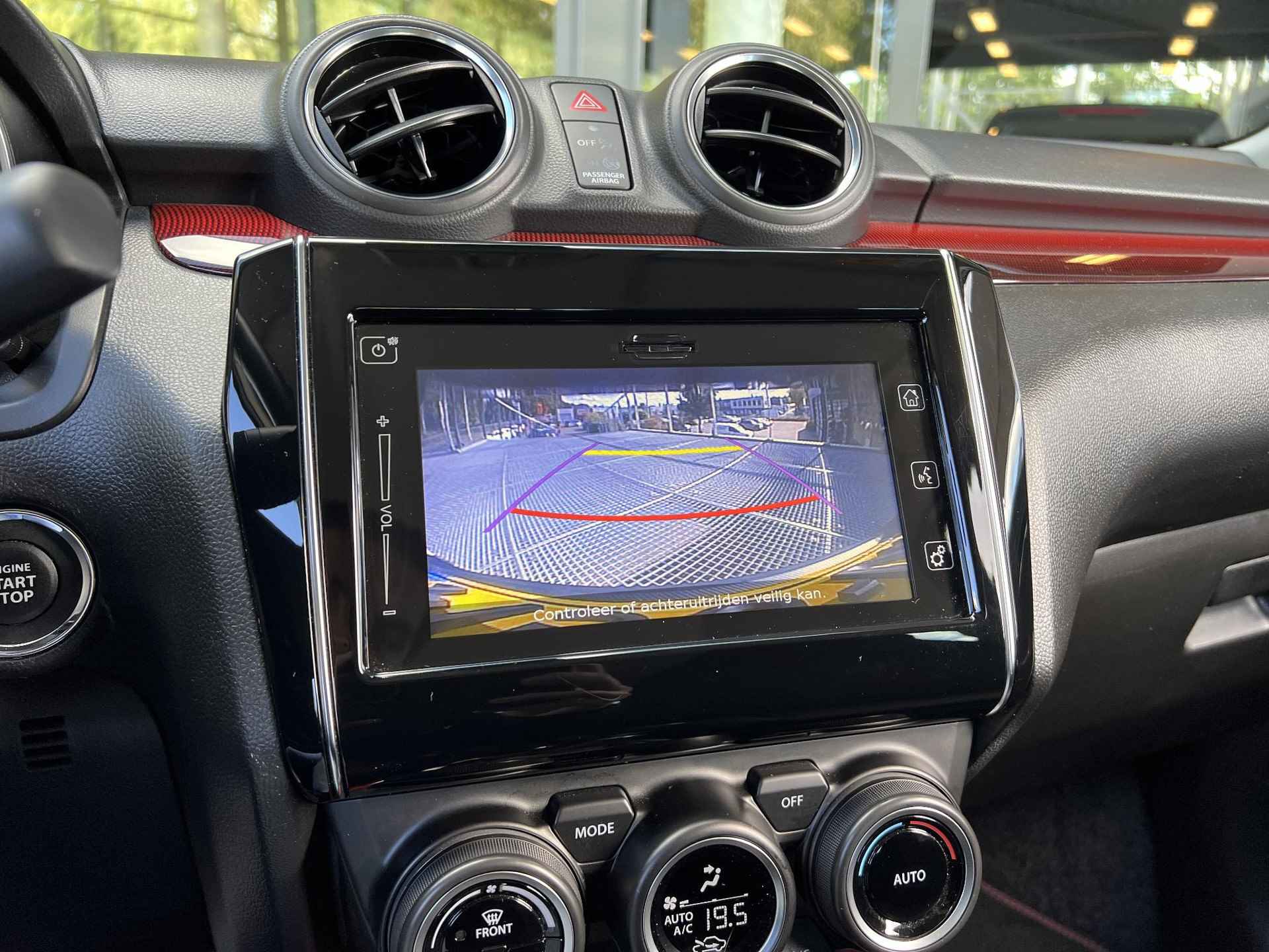 Suzuki Swift 1.4 Sport Smart Hybrid | Parkeersensoren achter | Navigatie Carplay/Android | - 12/34