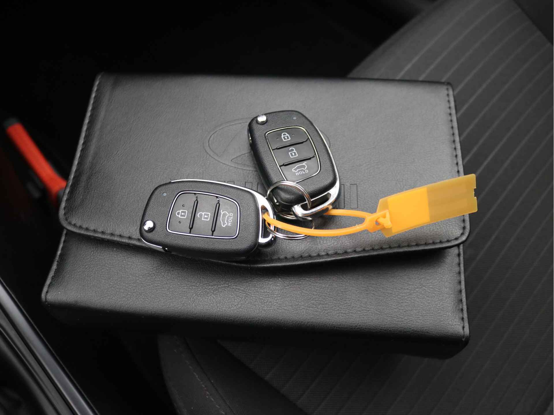 Hyundai i20 1.0 T-GDI Comfort AUTOMAAT | Apple Carplay + Android Auto | Achteruitrijcamera | BEL A.U.B. VOOR BEZICHTIGINGSAFSPRAAK. - 23/30