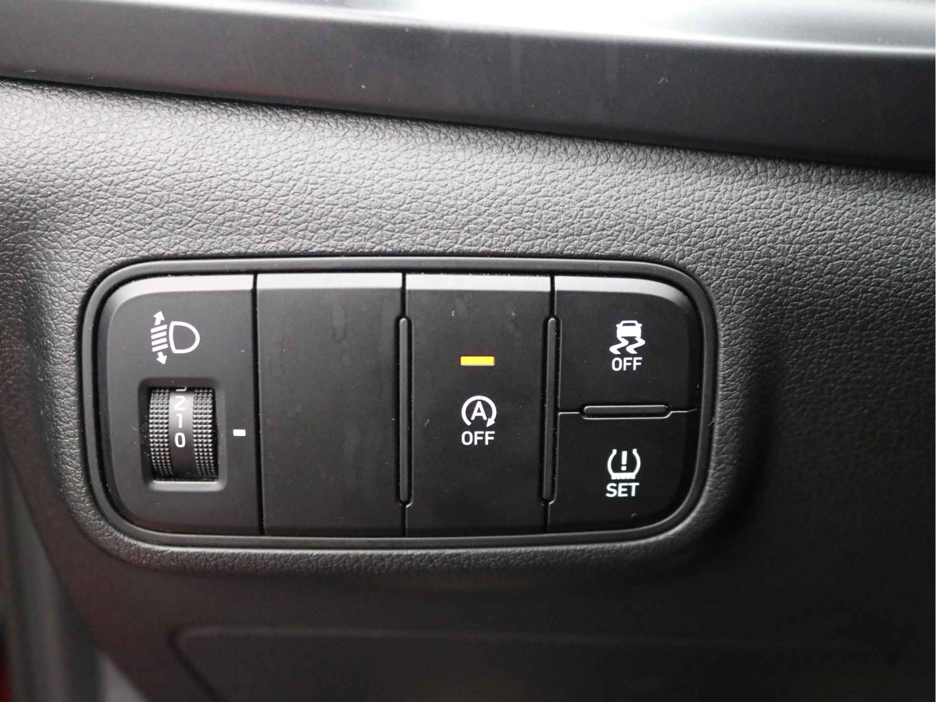 Hyundai i20 1.0 T-GDI Comfort AUTOMAAT | Apple Carplay + Android Auto | Achteruitrijcamera | BEL A.U.B. VOOR BEZICHTIGINGSAFSPRAAK. - 26/30