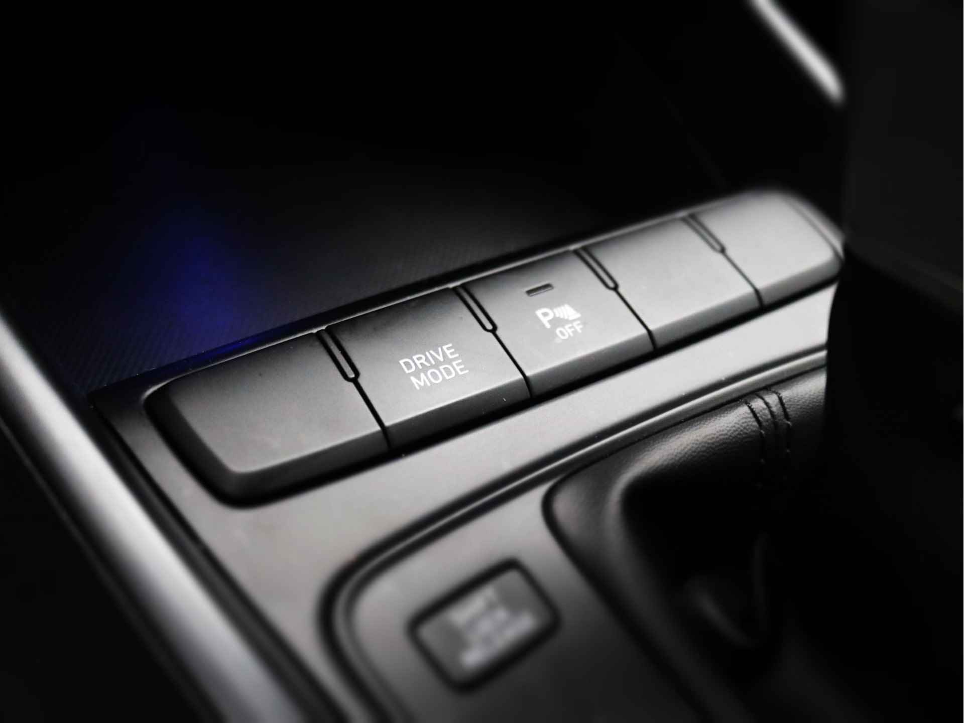 Hyundai i20 1.0 T-GDI Comfort AUTOMAAT | Apple Carplay + Android Auto | Achteruitrijcamera | BEL A.U.B. VOOR BEZICHTIGINGSAFSPRAAK. - 27/30