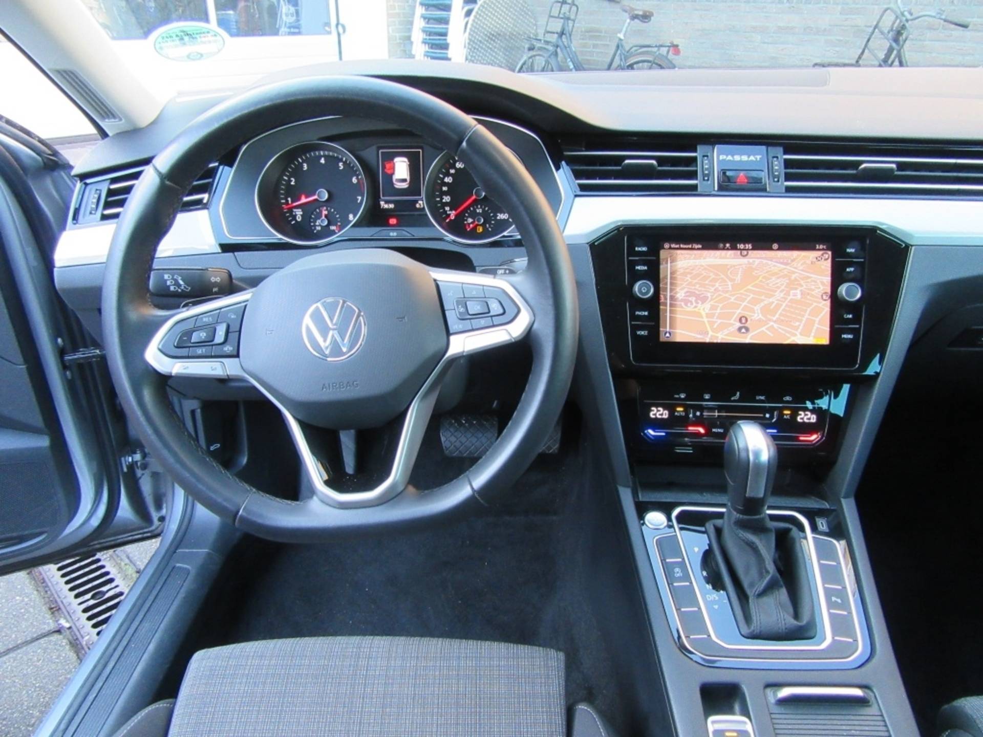 Volkswagen Passat Variant 1.5 TSI Comfort Bns. | LED | ACC | TREKHAAK INKLAPBAAR | LANE AS - 3/36