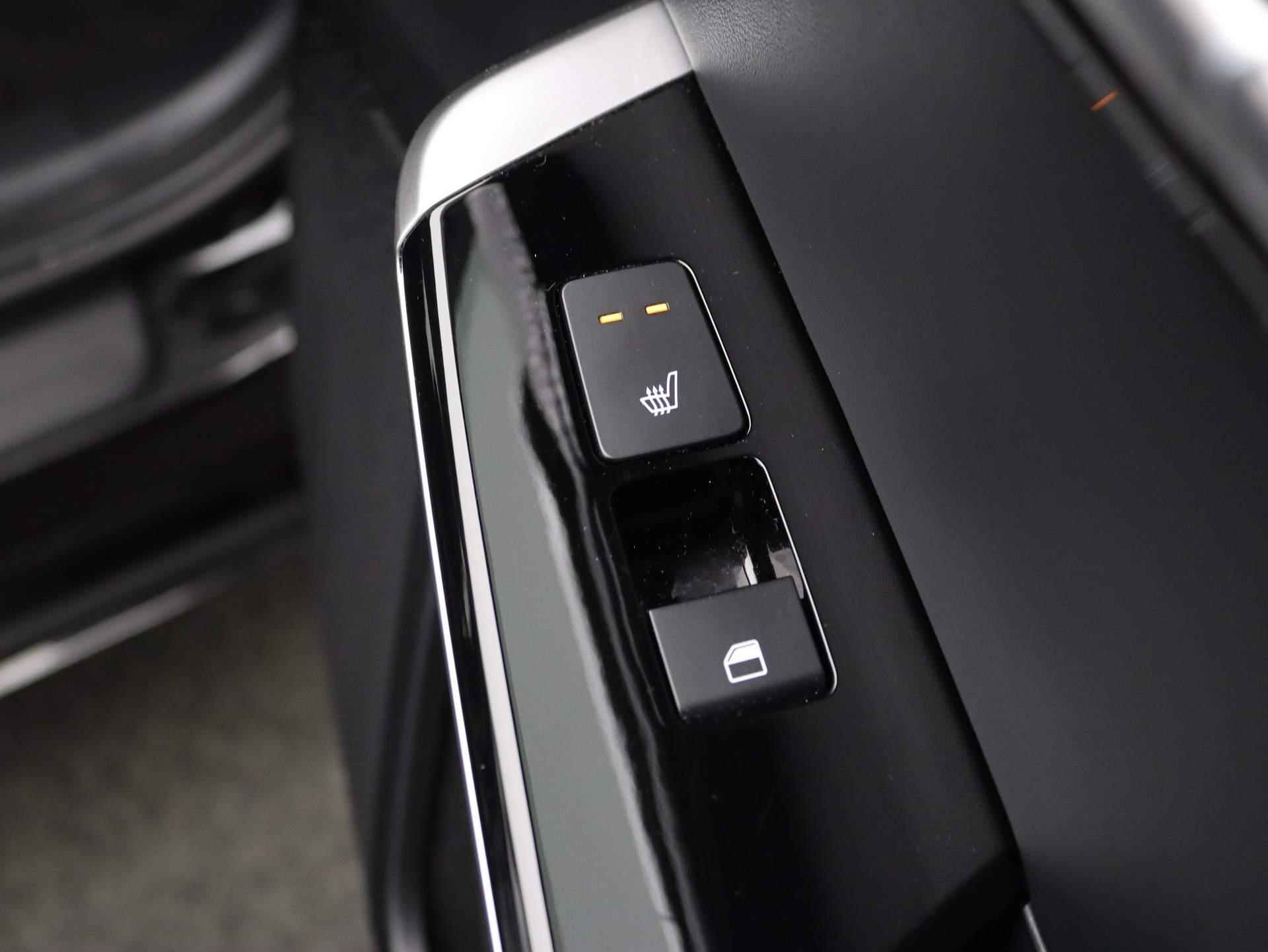 Kia EV6 Plus Advanced 77.4 kWh | Navigatie | Climate Control | Lm velgen | Parkeersensoren | Elektr Klep | Camera | Stoelverwarming | Glasdak - 33/49