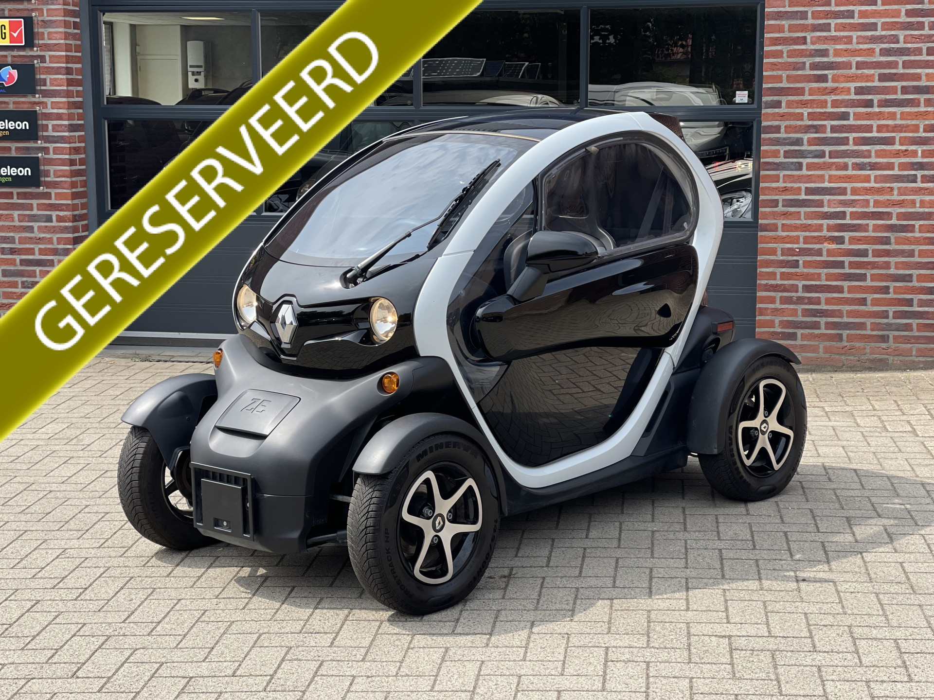 Renault Twizy Intense (ex Accu) 45 | Panodak | Winterbanden |