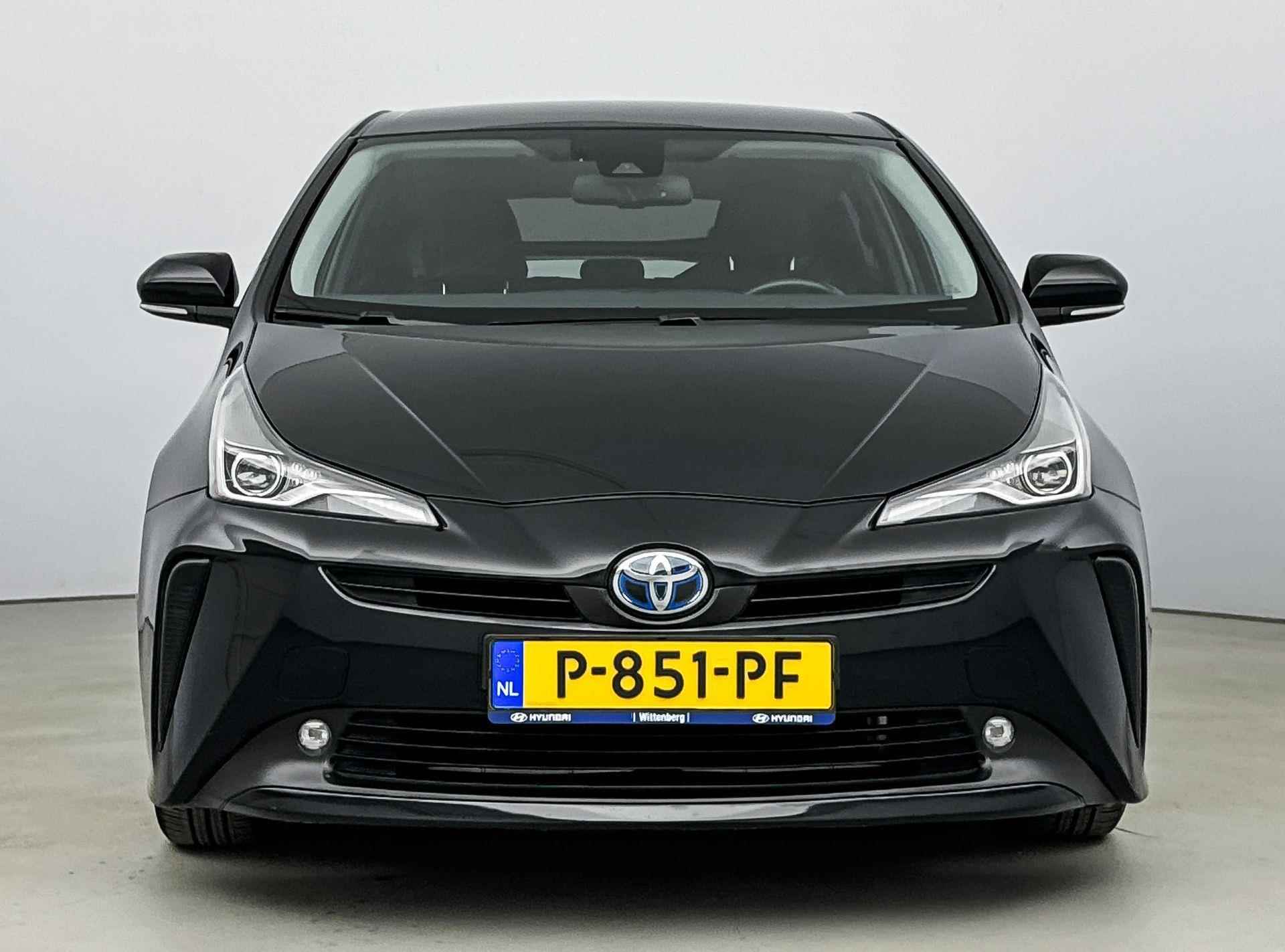 Toyota Prius 1.8 DYNAMIC | OUTLET DEAL! | CLIMA | CAMERA | CRUISE ADAPT. | NAVI | I-KEY | STOELVERWARMING | PRIVACY GLASS | HYBRID | AUTOMAAT | - 6/33