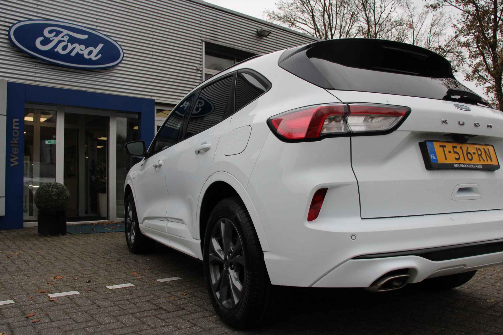 Ford Kuga 2.5 PHEV ST-LINE | BLACK PACK | NL-AUTO! | CAMERA | STANDVERWARMING | NAVI | CLIMA | CRUISE | PARKEERSENSOREN | APPLE CARPLAY & - 38/43