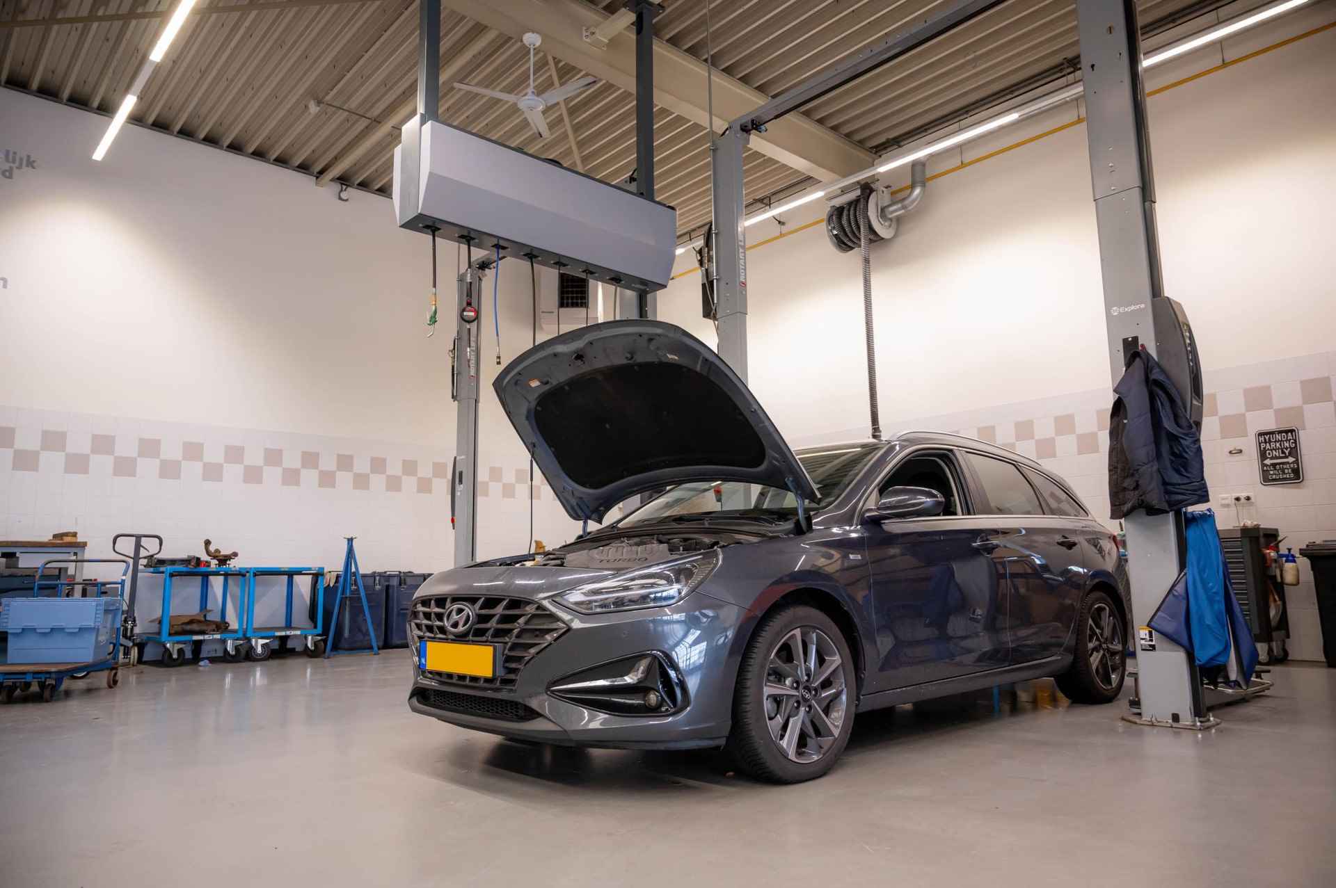 Hyundai Tucson 1.6 T-GDI HEV Premium | LAAGSTE PRIJS GARANTIE | Navigatie | Stoelverwarming | Stoelventilatie | LED | DAB | Cruise Control | Achteruitrijcamera | Surround View | Meerdere modellen uit voorraad leverbaar | - 8/9