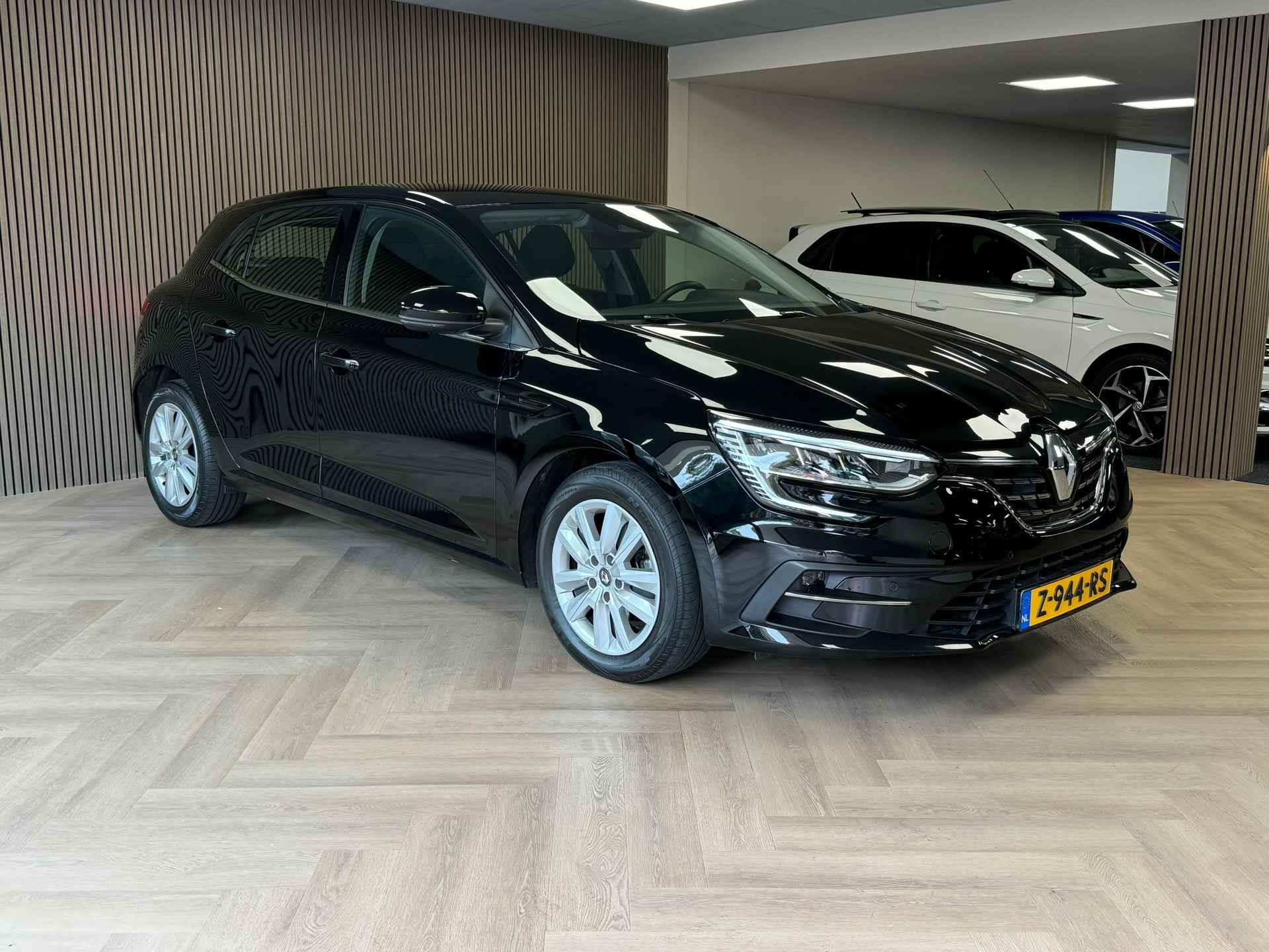 Renault Mégane 1.5 Blue dCi Intens AIRCO CRUISE NAVIGATIE PDC START/STOP AUX USB - 4/35